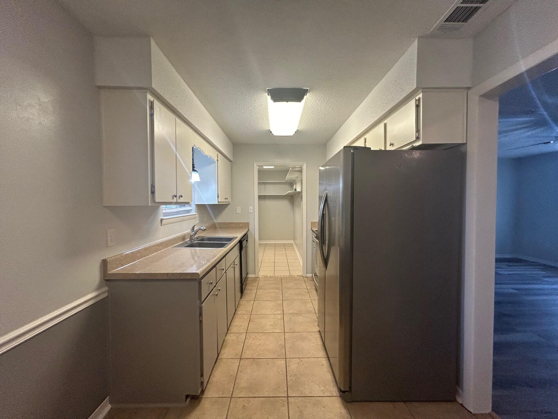 NORTH SUPERGROUP (221000.00) - Residential Lease