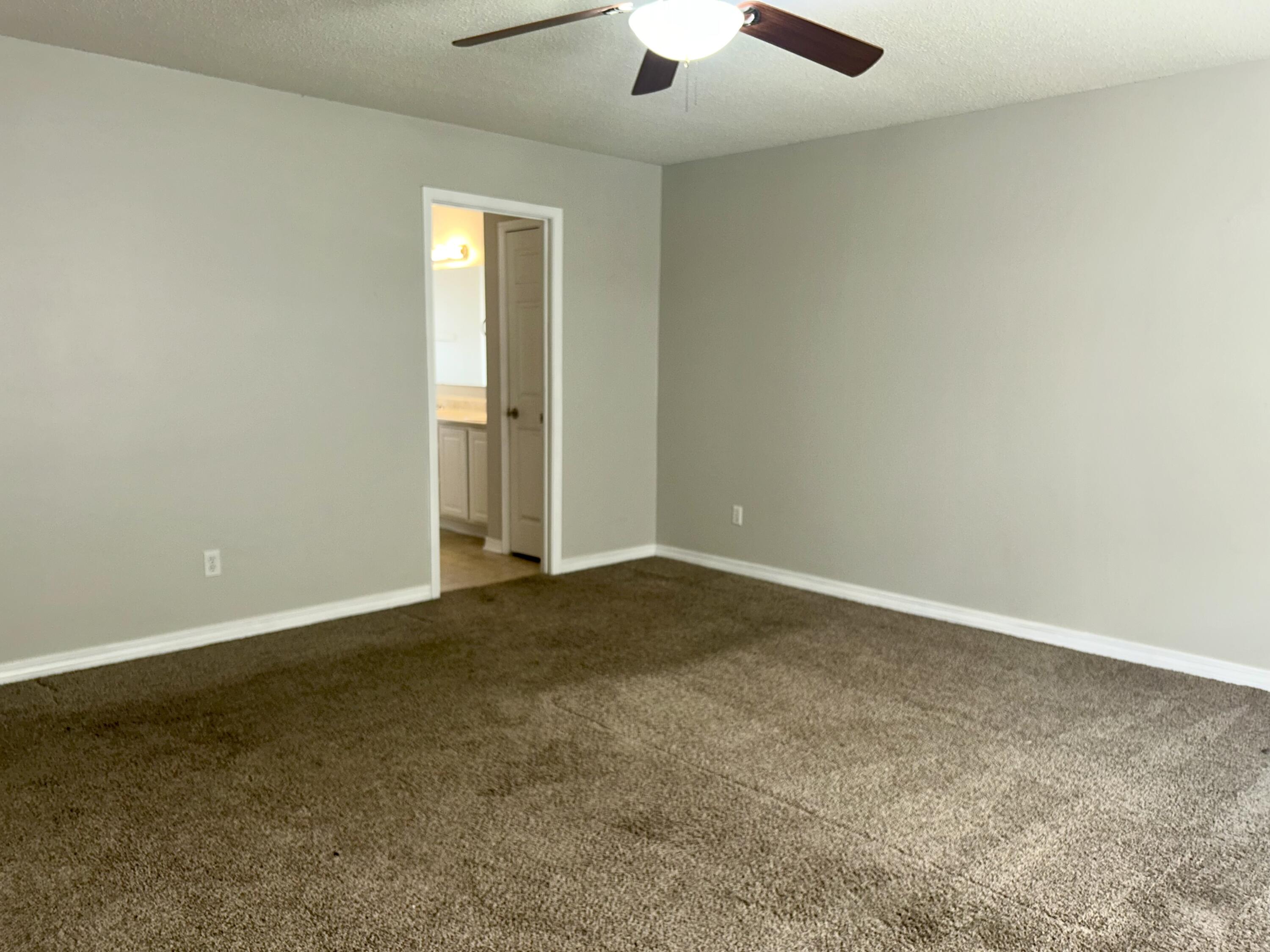 COUNTRYVIEW ESTATES 10TH ADDN - Residential Lease