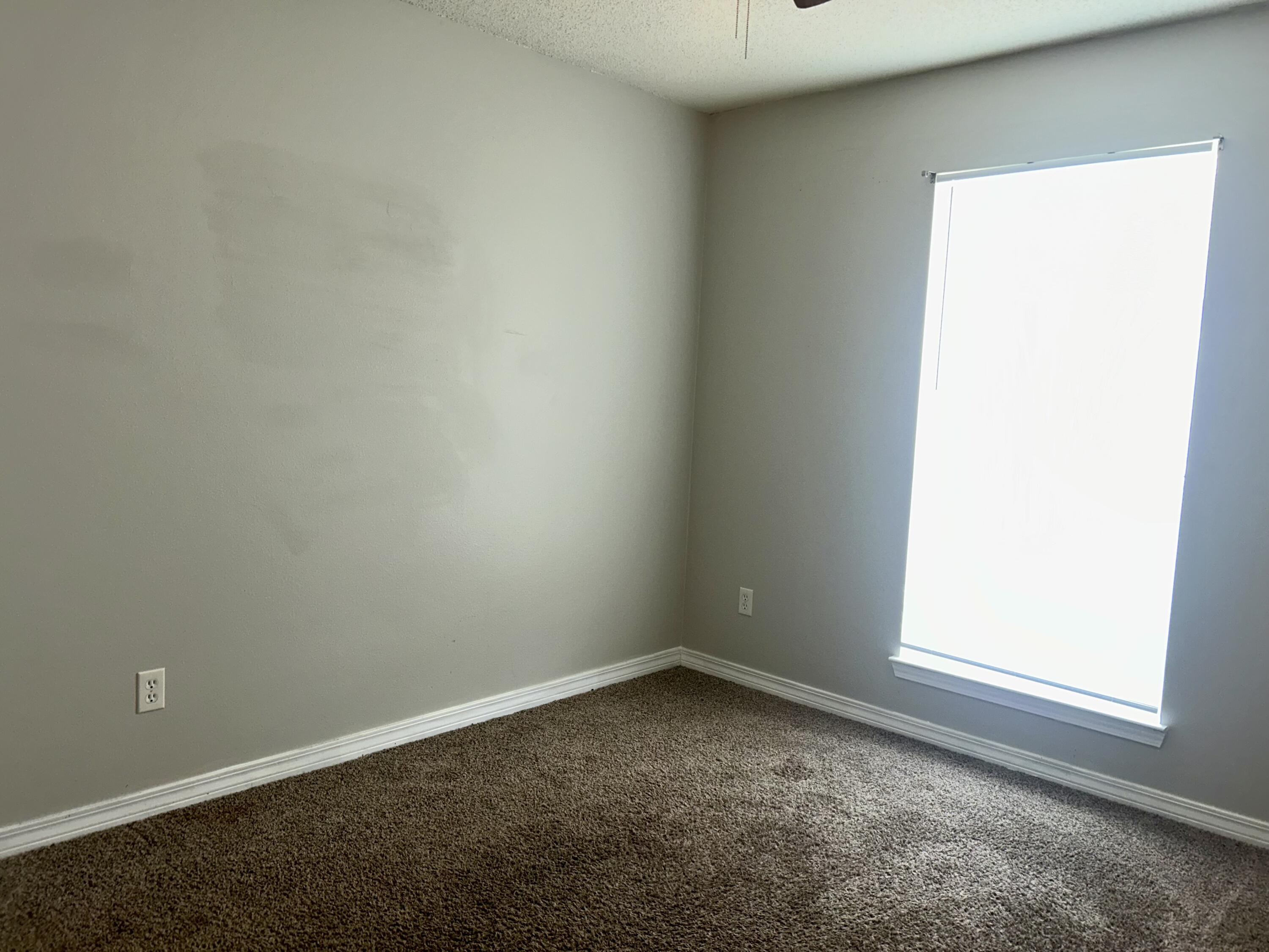 COUNTRYVIEW ESTATES 10TH ADDN - Residential Lease