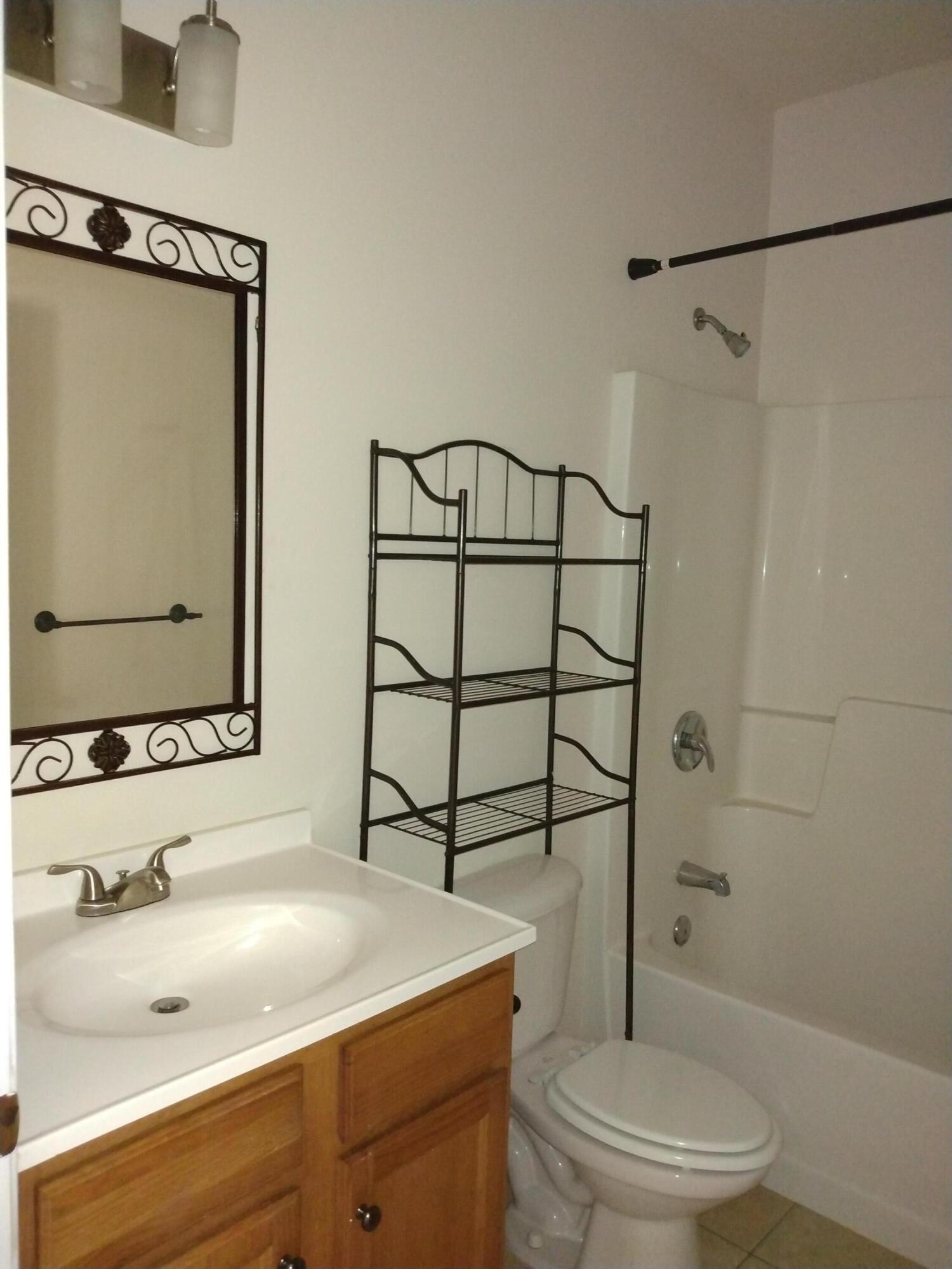 LEE FARMS PH II - Residential Lease