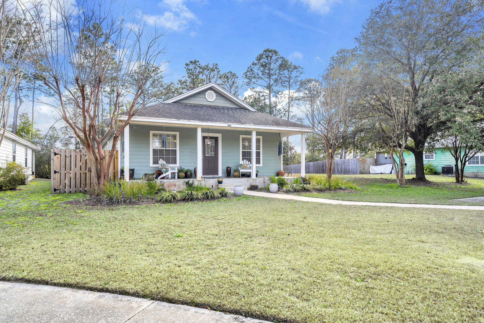 A Charming 3-Bedroom, 2-Bath Florida Cottage on Large Lot in non-HOA community priced to sell!

This cute and well-maintained Florida cottage is ideally located in north Santa Rosa Beach, offering easy access to shopping, the beach, and the hospital. Situated on a generously sized lot on culdesac, the property provides ample space for a future carriage house, garage, or workshop.

The home features laminate flooring throughout with tile in the kitchen and bathrooms, creating a clean, low-maintenance interior. The single-level floor plan offers comfortable and convenient living, perfect for full-time residents, second-home owners, or investors.

A great opportunity in a highly convenient location with room to expand.