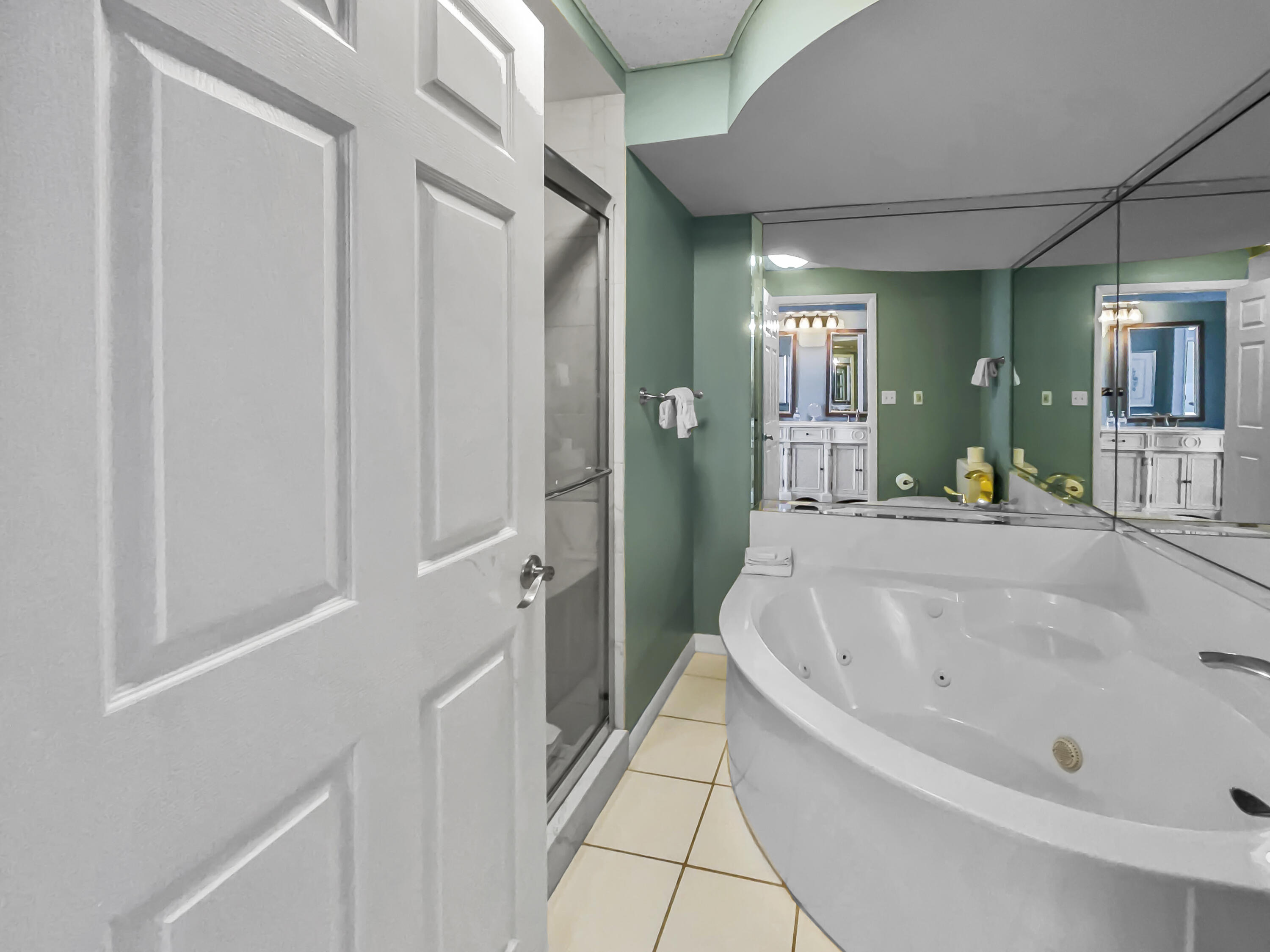 HIGH POINTE RESORT CONDO - Residential