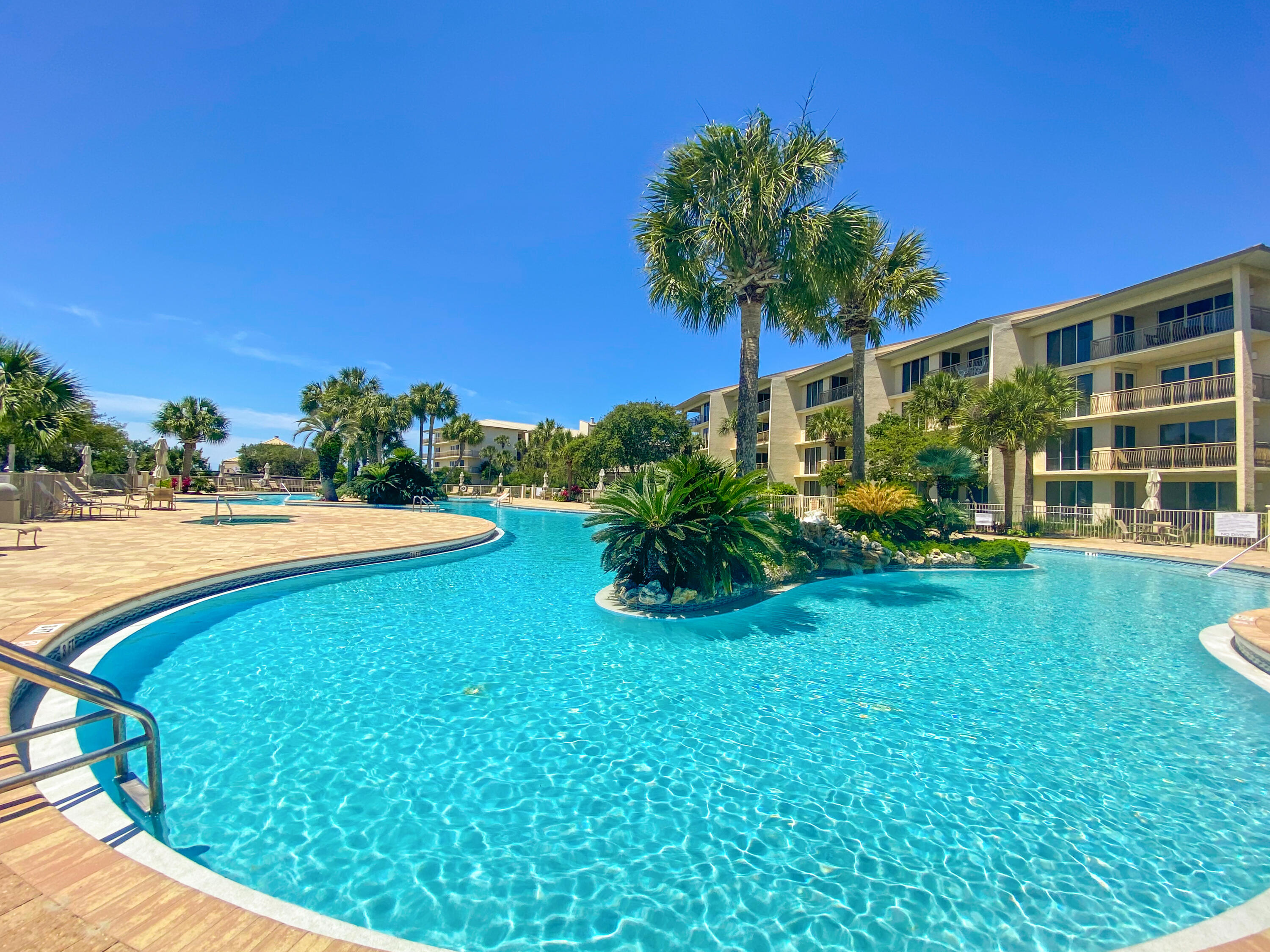 HIGH POINTE RESORT CONDO - Residential