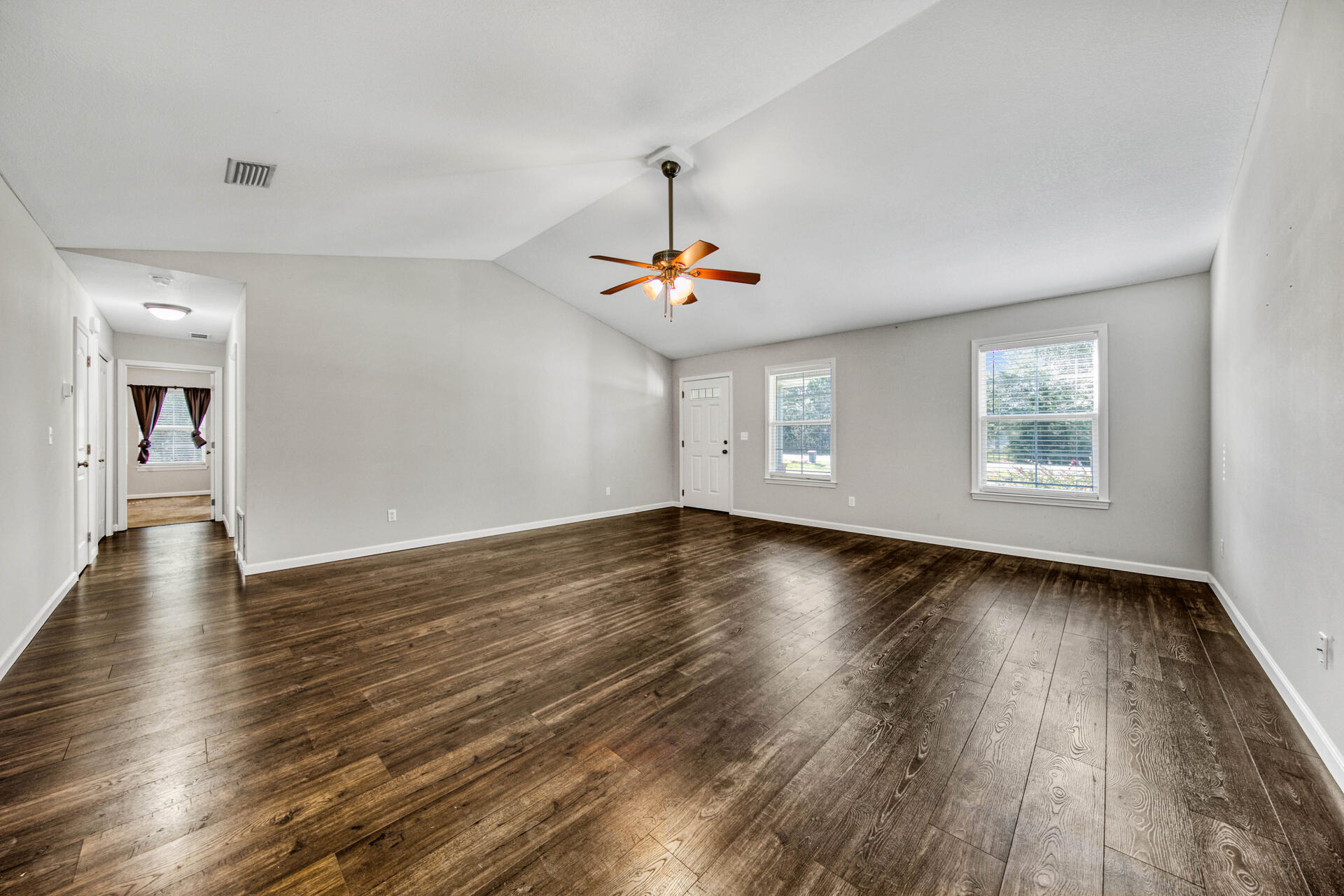 SPRING HILL ESTATES - Residential