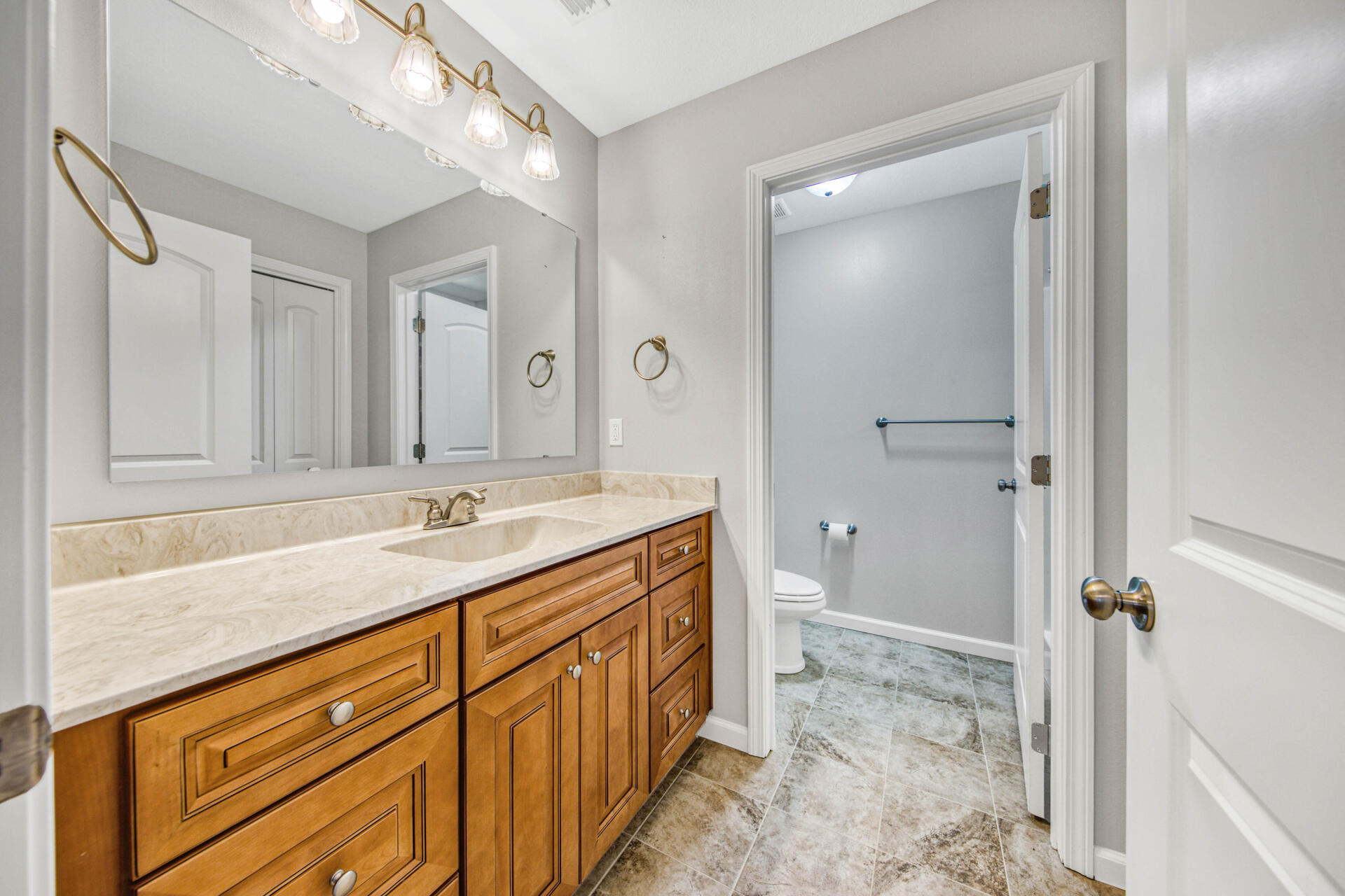 SPRING HILL ESTATES - Residential