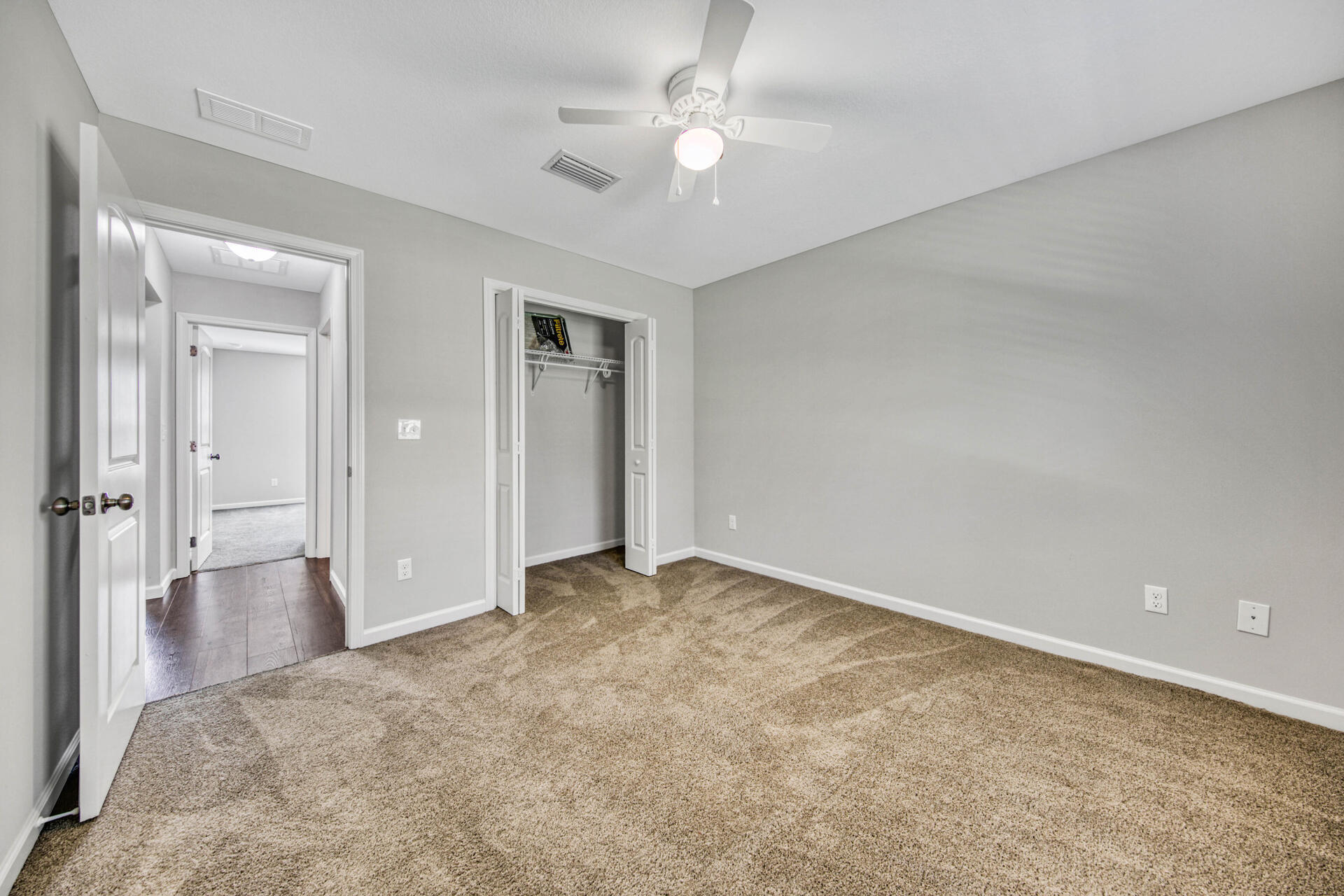 SPRING HILL ESTATES - Residential