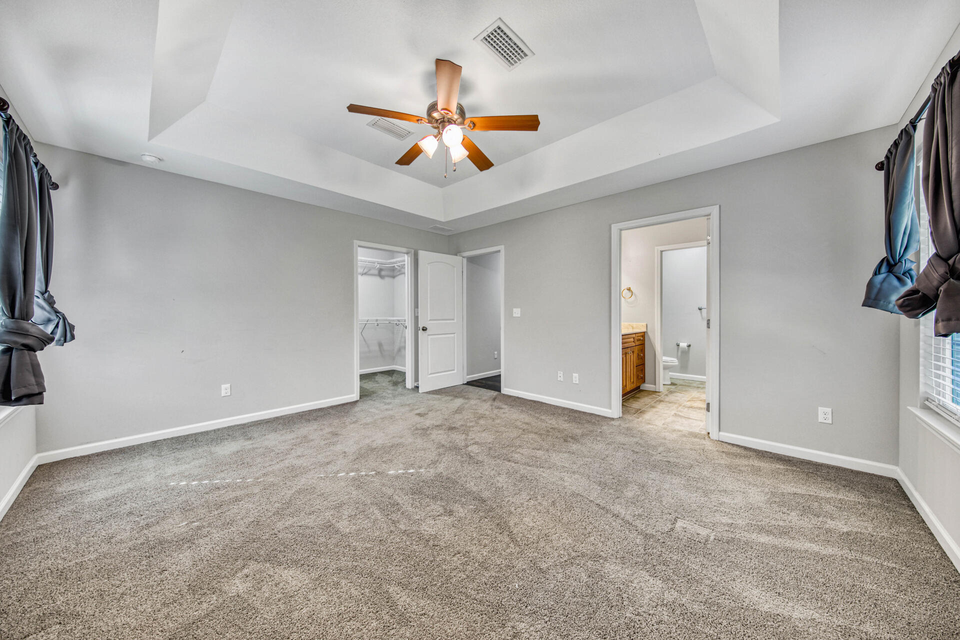SPRING HILL ESTATES - Residential