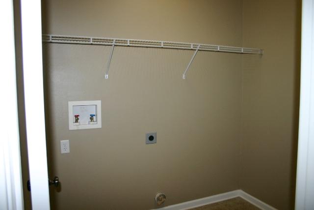 SHADOW PINES - Residential Lease