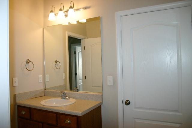 SHADOW PINES - Residential Lease