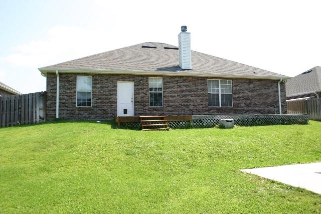 SHADOW PINES - Residential Lease
