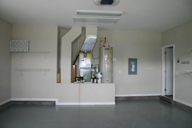 SHADOW PINES - Residential Lease