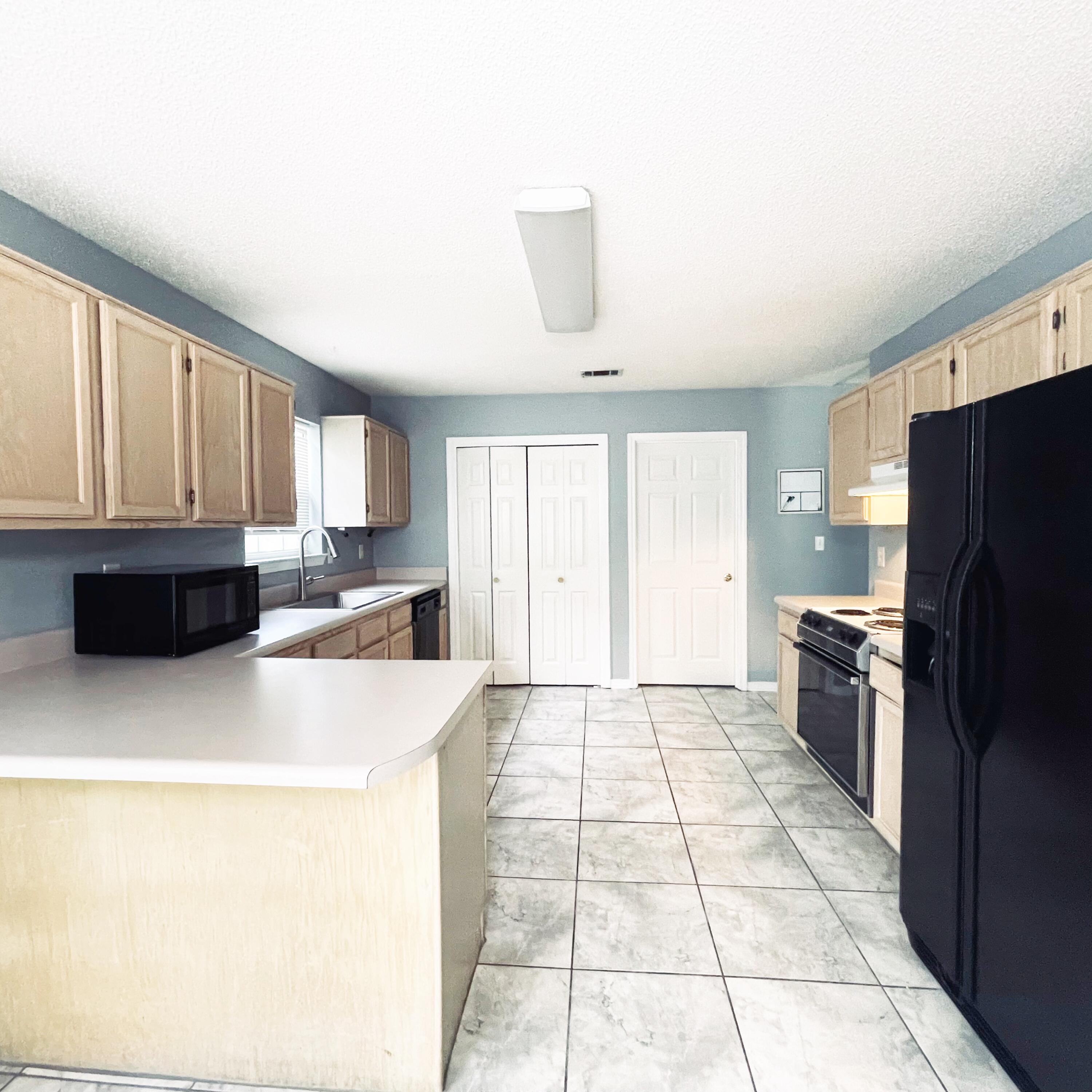 PARK PLACE 5 - Residential Lease