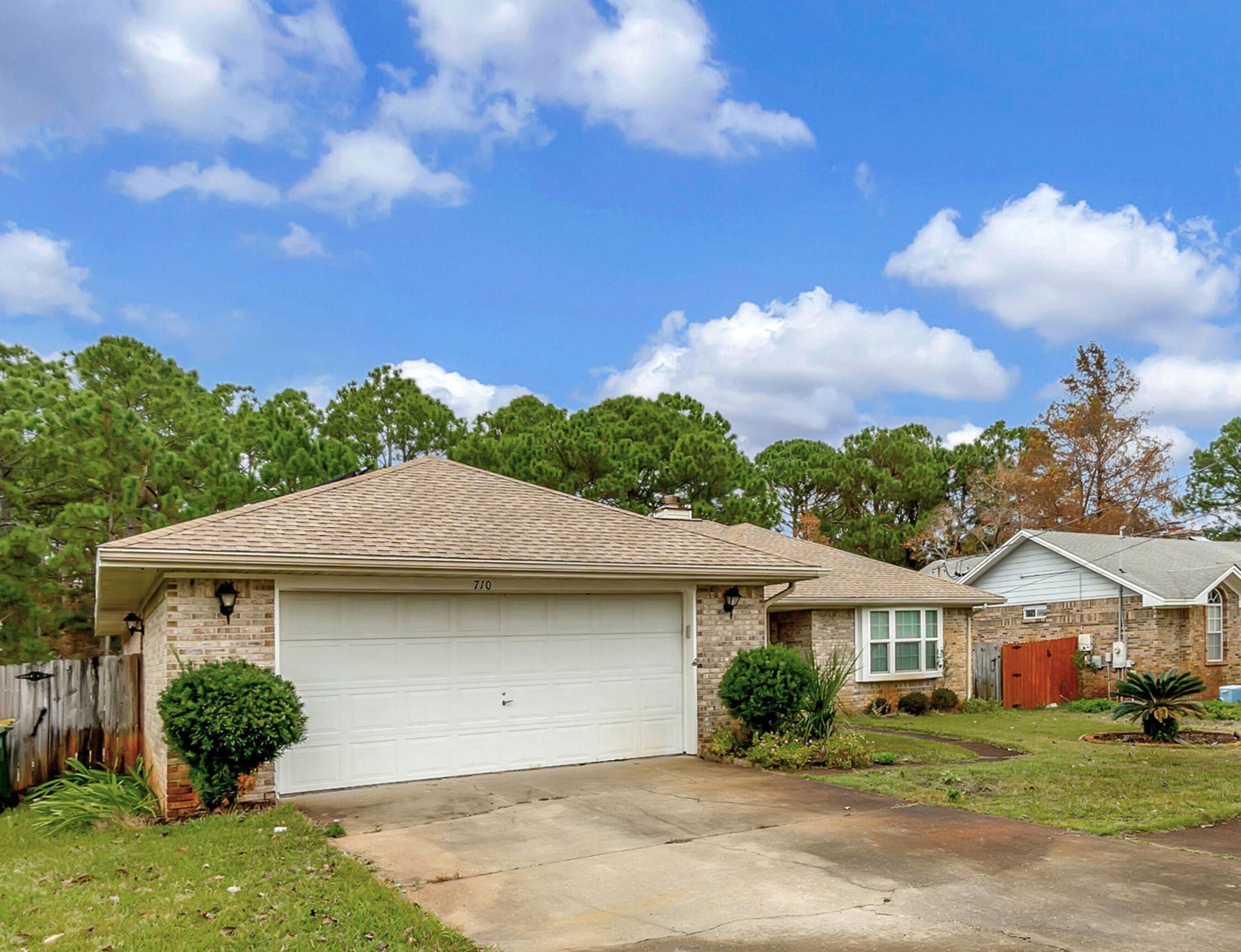 HERITAGE RUN S/D - Residential Lease