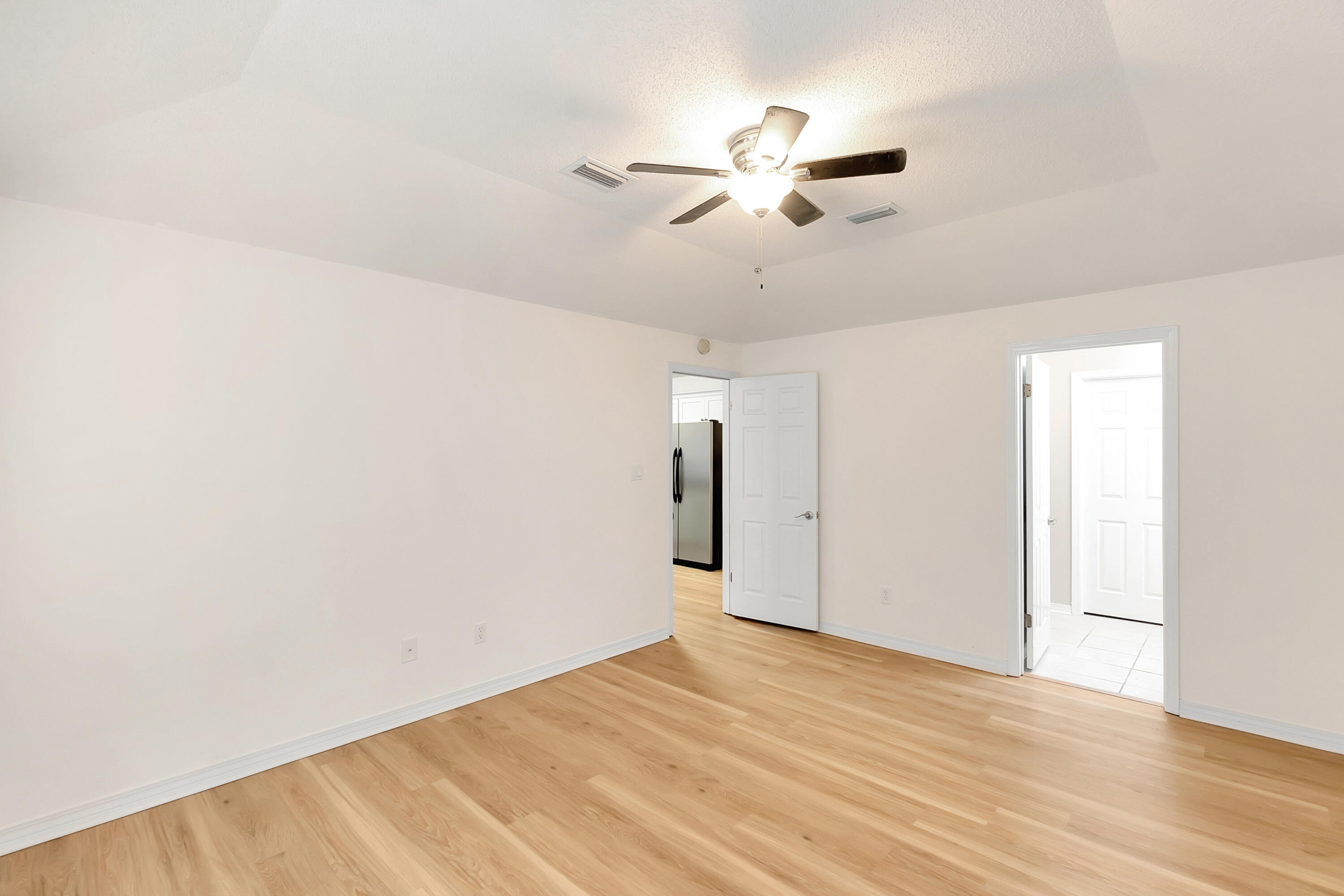 HERITAGE RUN S/D - Residential Lease