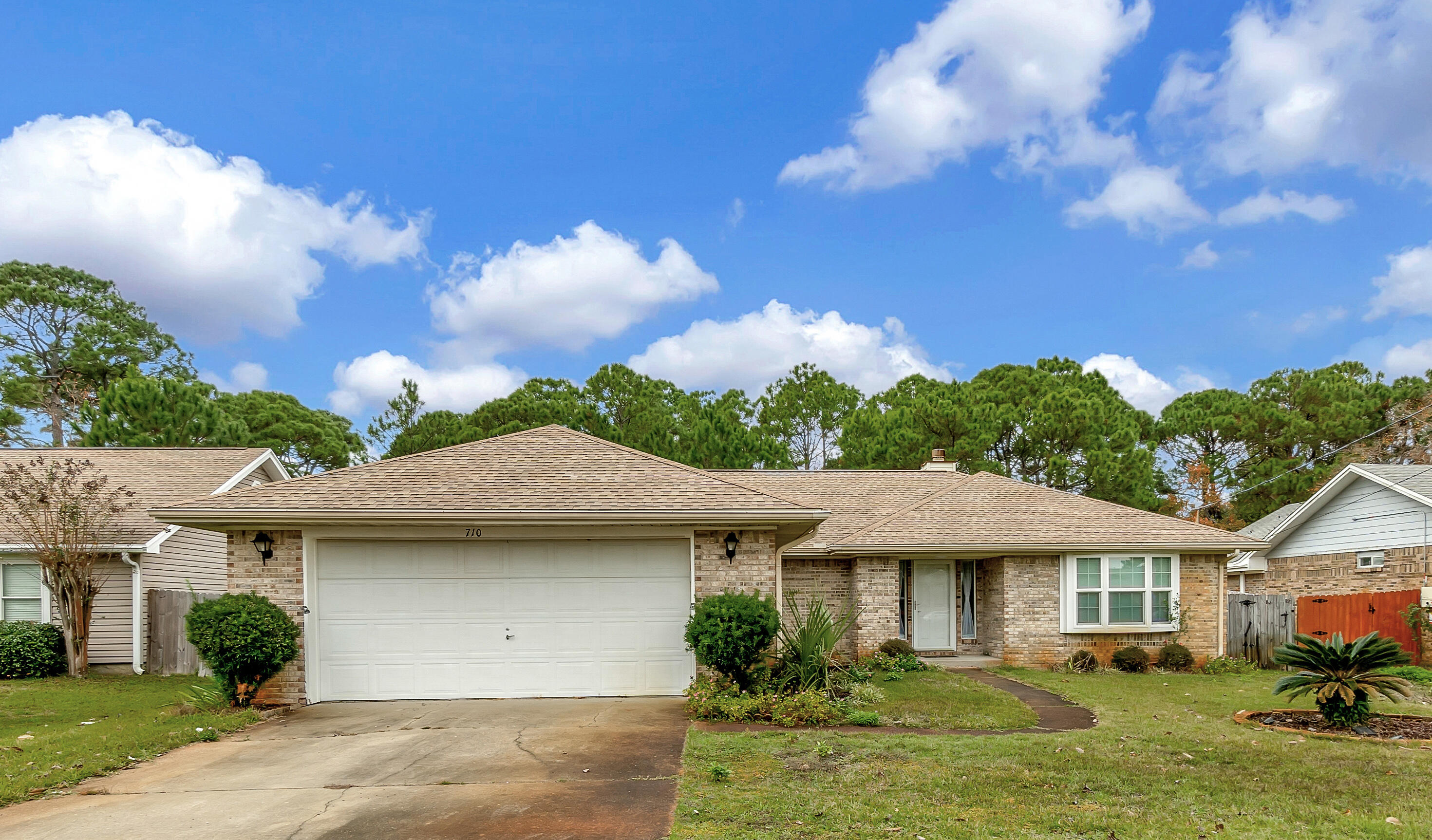 HERITAGE RUN S/D - Residential Lease