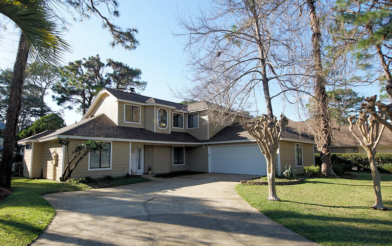 Time to relax and enjoy the incredible lake and Bay views !! This 4 bedroom home with a pool is located in the Southwind subdivision within the Bluewater Bay resort. Many recent upgrades include a new roof (2020) kitchen counters(2020) reinsulated (2019) hot water heater (2019 large kitchen with granite counters,stainless appliances and a breakfast bar.Living area with vaulted ceiling and a fireplace overlooking the pool and lake.
Large Master boasts incredible views with its own covered balcony.
Bluewater Bay offers Golf ,tennis,full service marina. Close to Bluewater Bay Elementary. Short drive over the bridge to Destin. 20 minute drive to Eglin AFB.