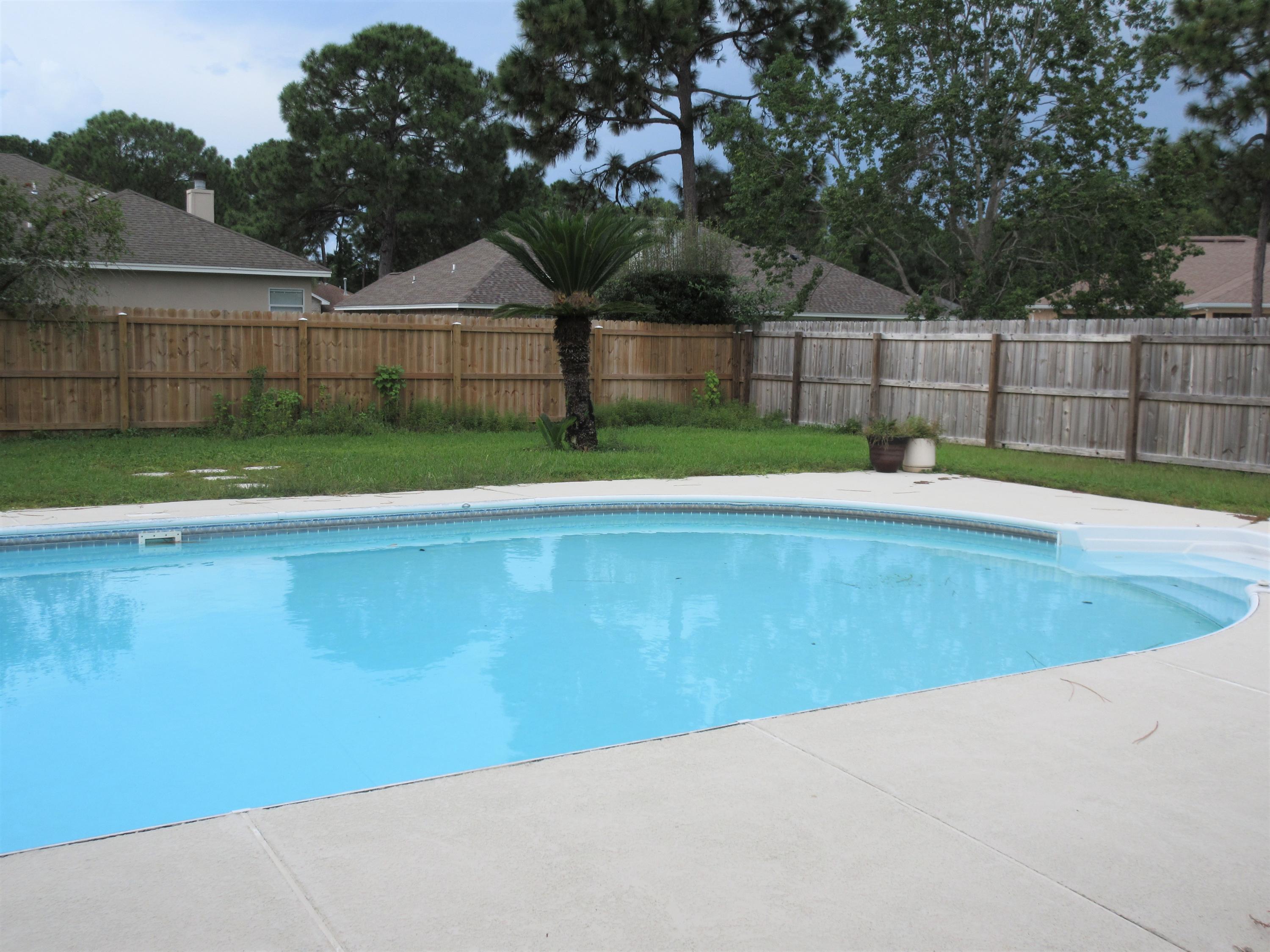 NORWICH VILLAGE - Residential Lease