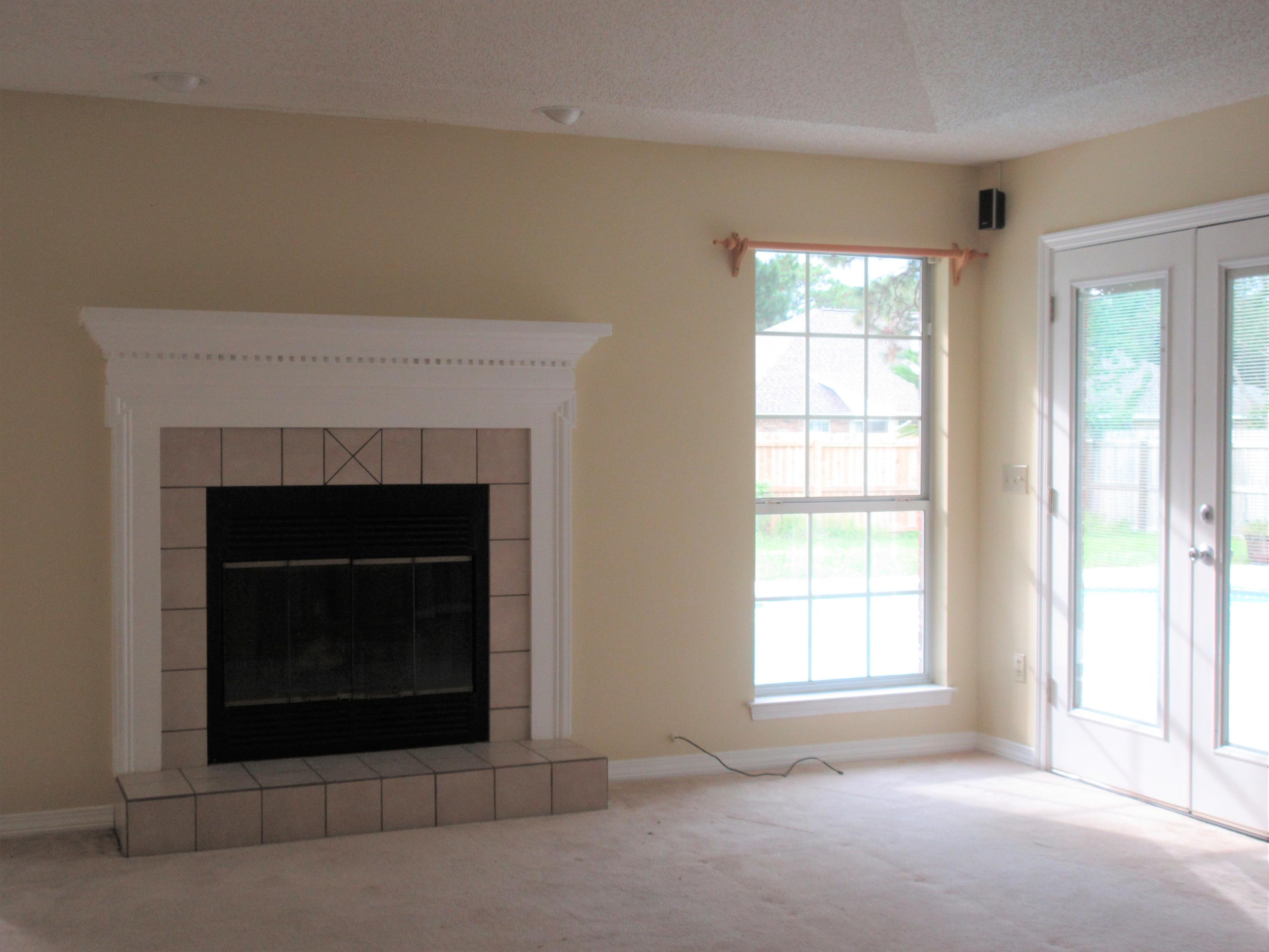 NORWICH VILLAGE - Residential Lease