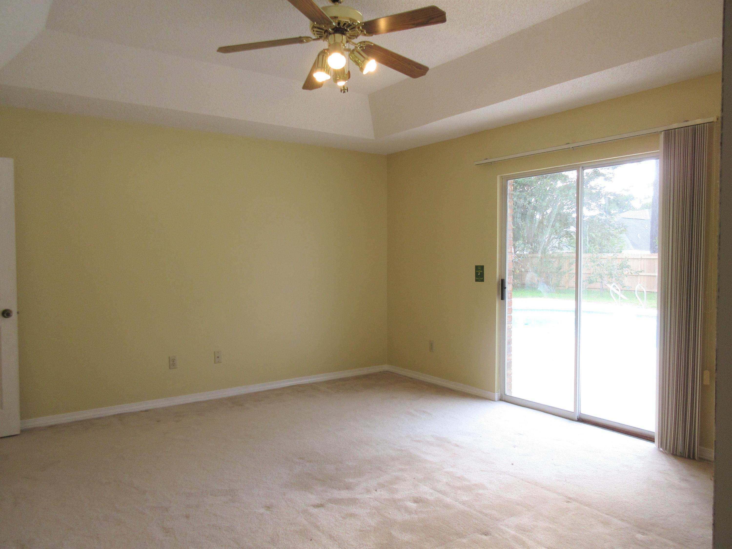 NORWICH VILLAGE - Residential Lease
