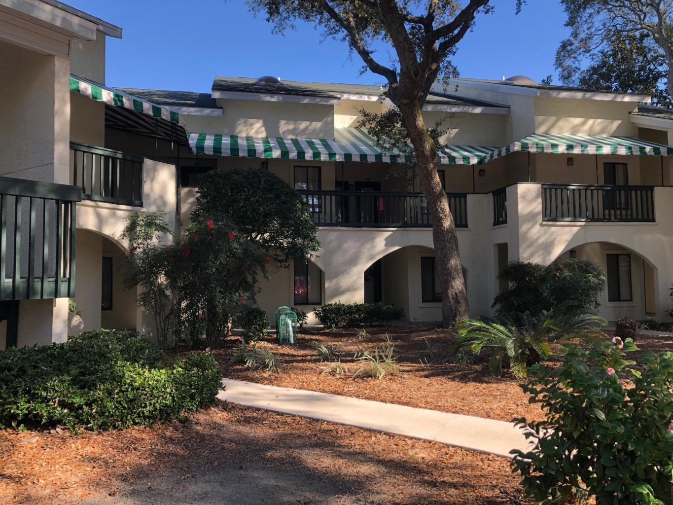 Lakeside Condo at Bluewater Bay - Residential Lease