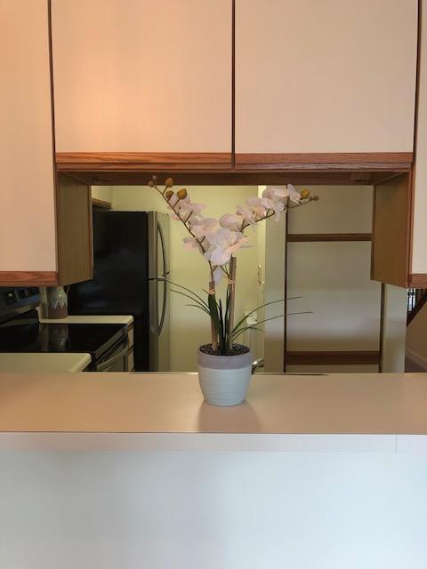 Lakeside Condo at Bluewater Bay - Residential Lease