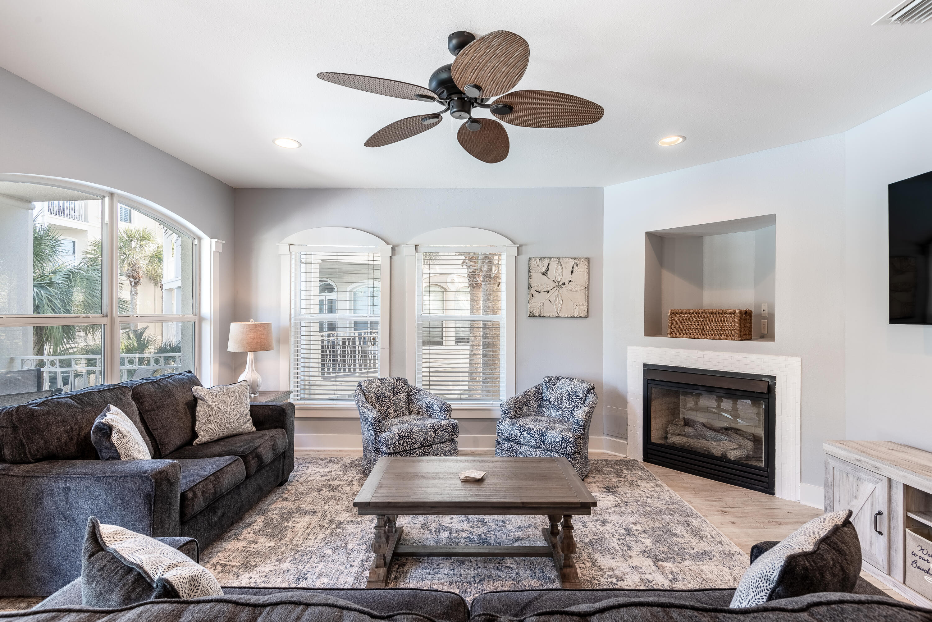 VILLAS AT SEACREST BEACH - Residential
