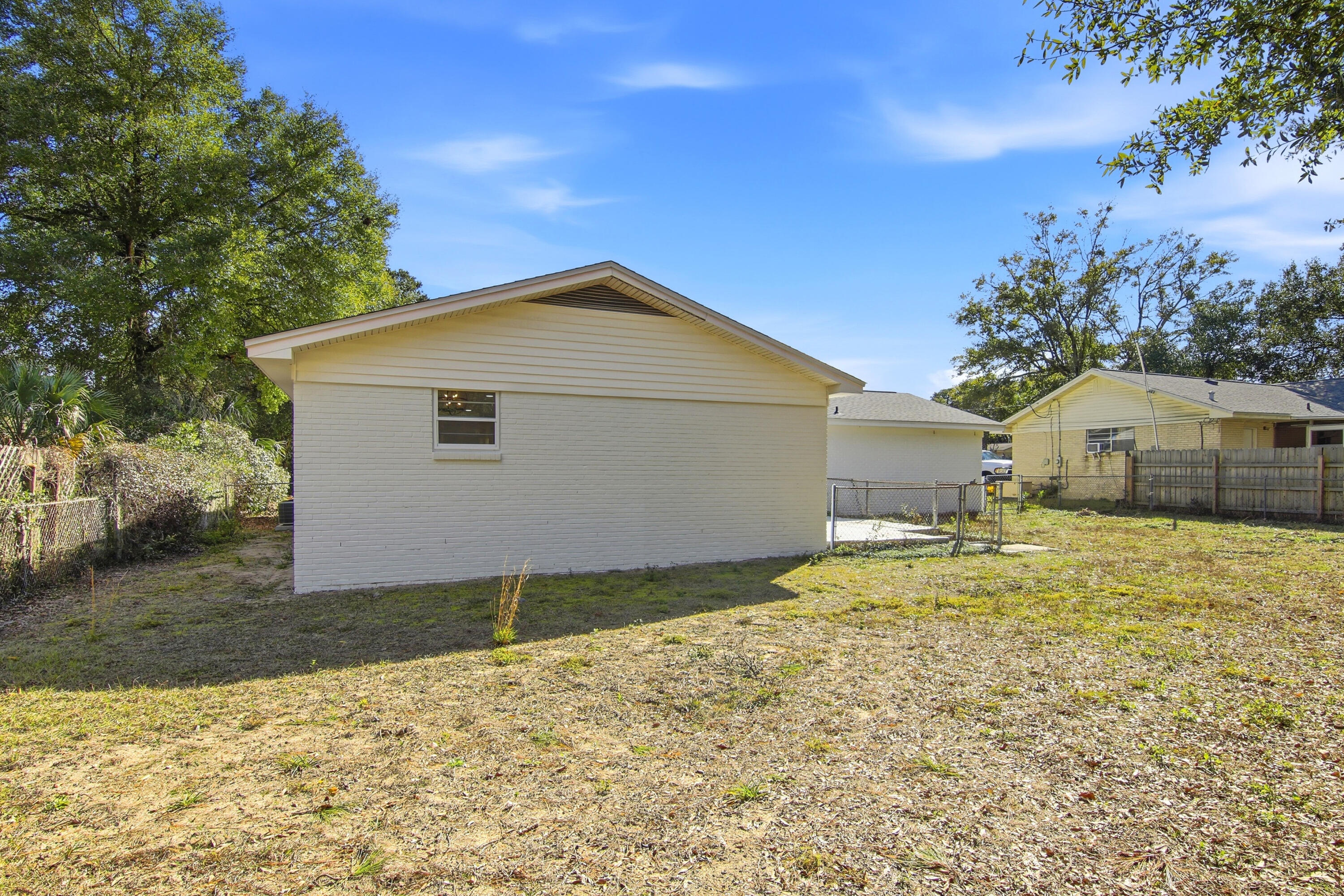 EASTGATE - Residential