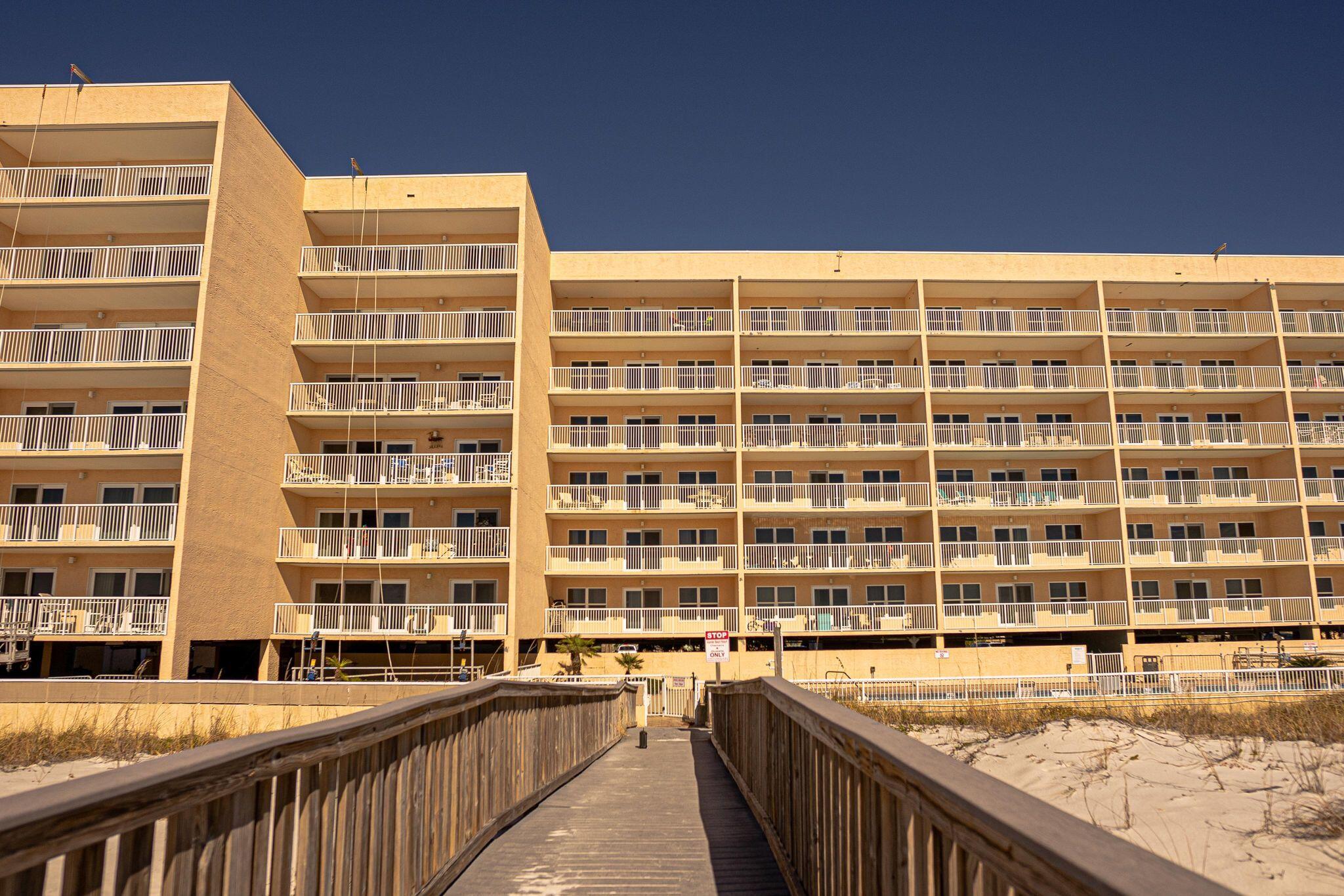 ISLANDER BEACH RESORT CONDO - Residential