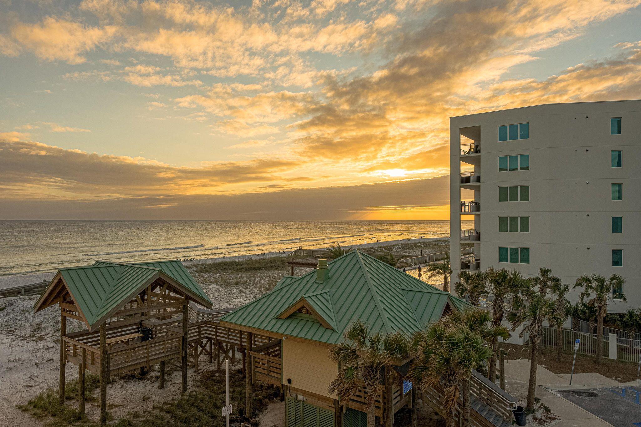 Boasting space. this condo with view of the Gulf is the perfect vacation rental or primary home! This unit features a kitchen, washer & dryer in unit; one bedroom with well sized bathroom, open concept living area/dining, as well as a bonus area perfect for entertaining! The oversized balcony offers beautiful views of the water!

The Islander Resort offers many amenities which include pool & beach access! The association fees include water, trash, Tv/cable, & more! 

Although paint/flooring is in good condition; seller will provide a credit for buyer to upgrade! 

Schedule a showing today!