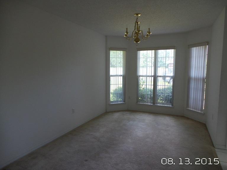 HUNTERS RUN S/D - Residential Lease