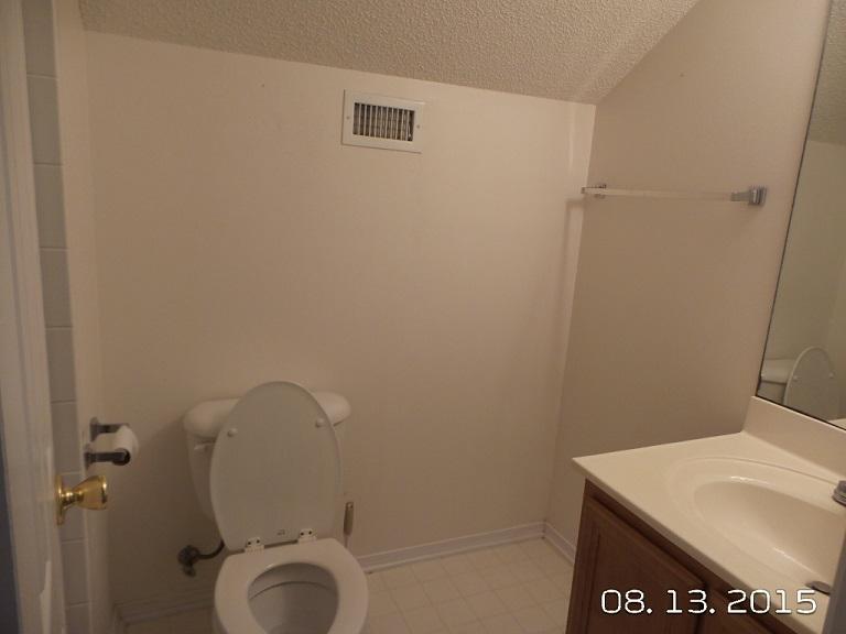 HUNTERS RUN S/D - Residential Lease