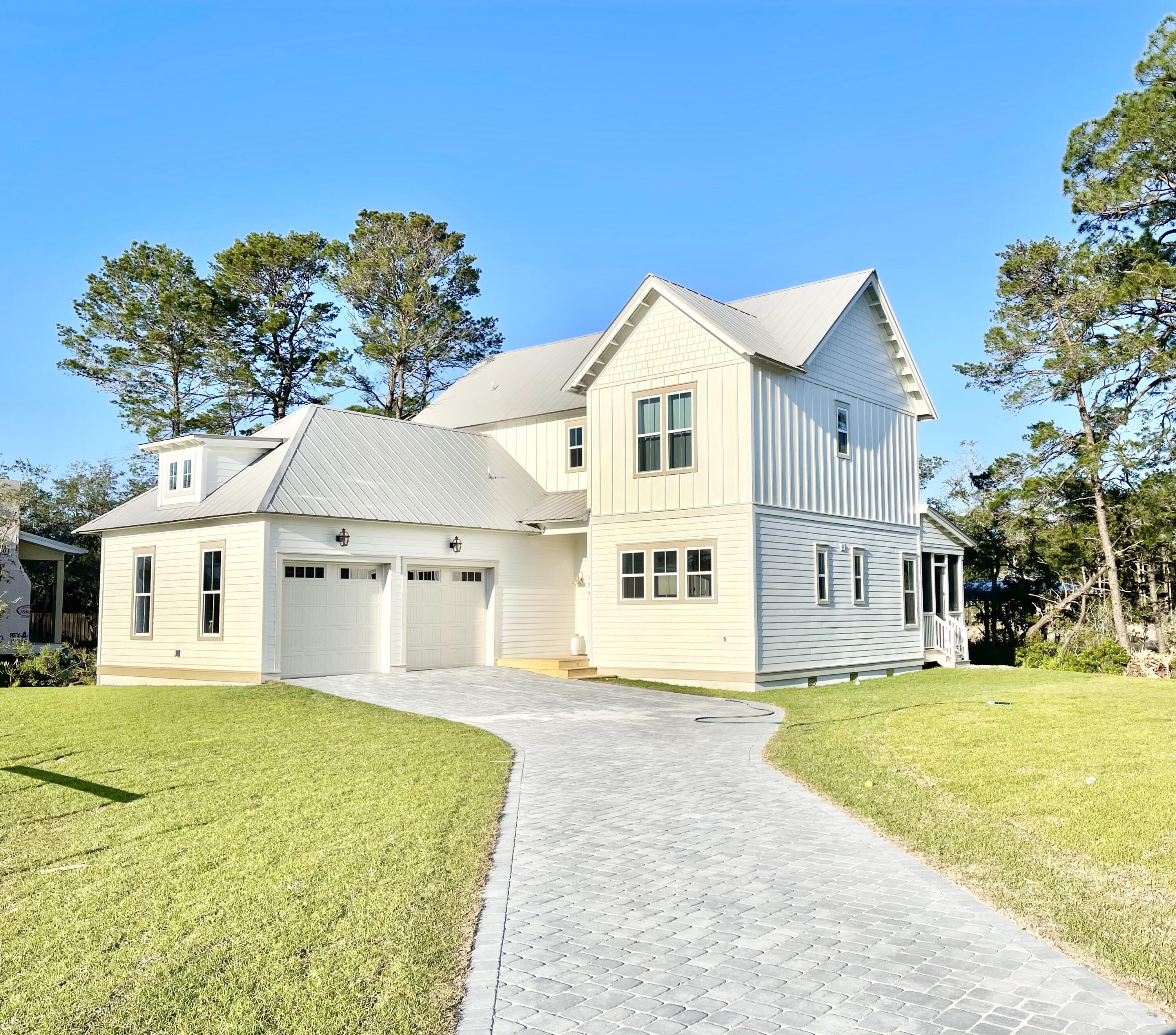 Daxton on the Bay - Residential