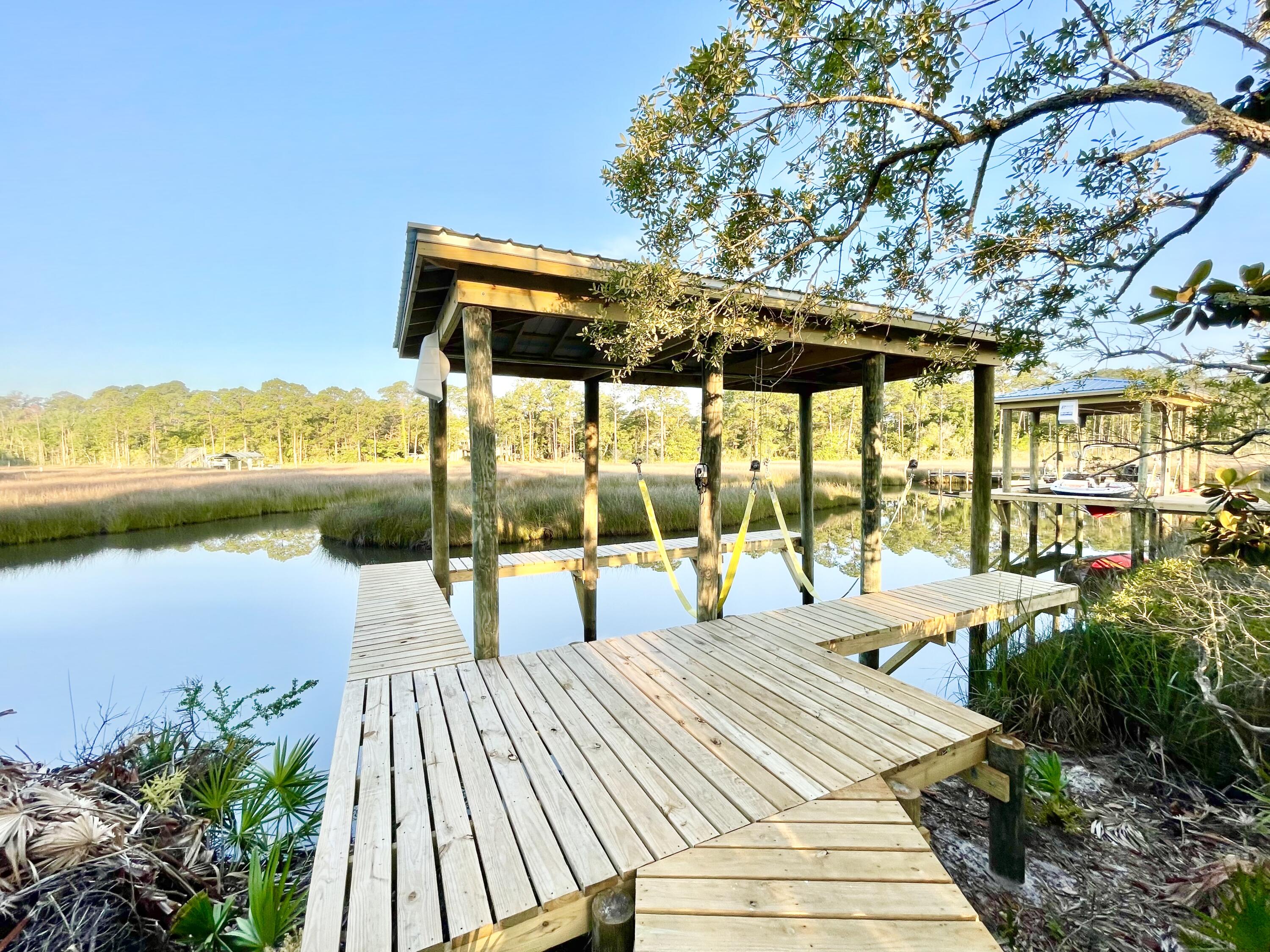 Daxton on the Bay - Residential