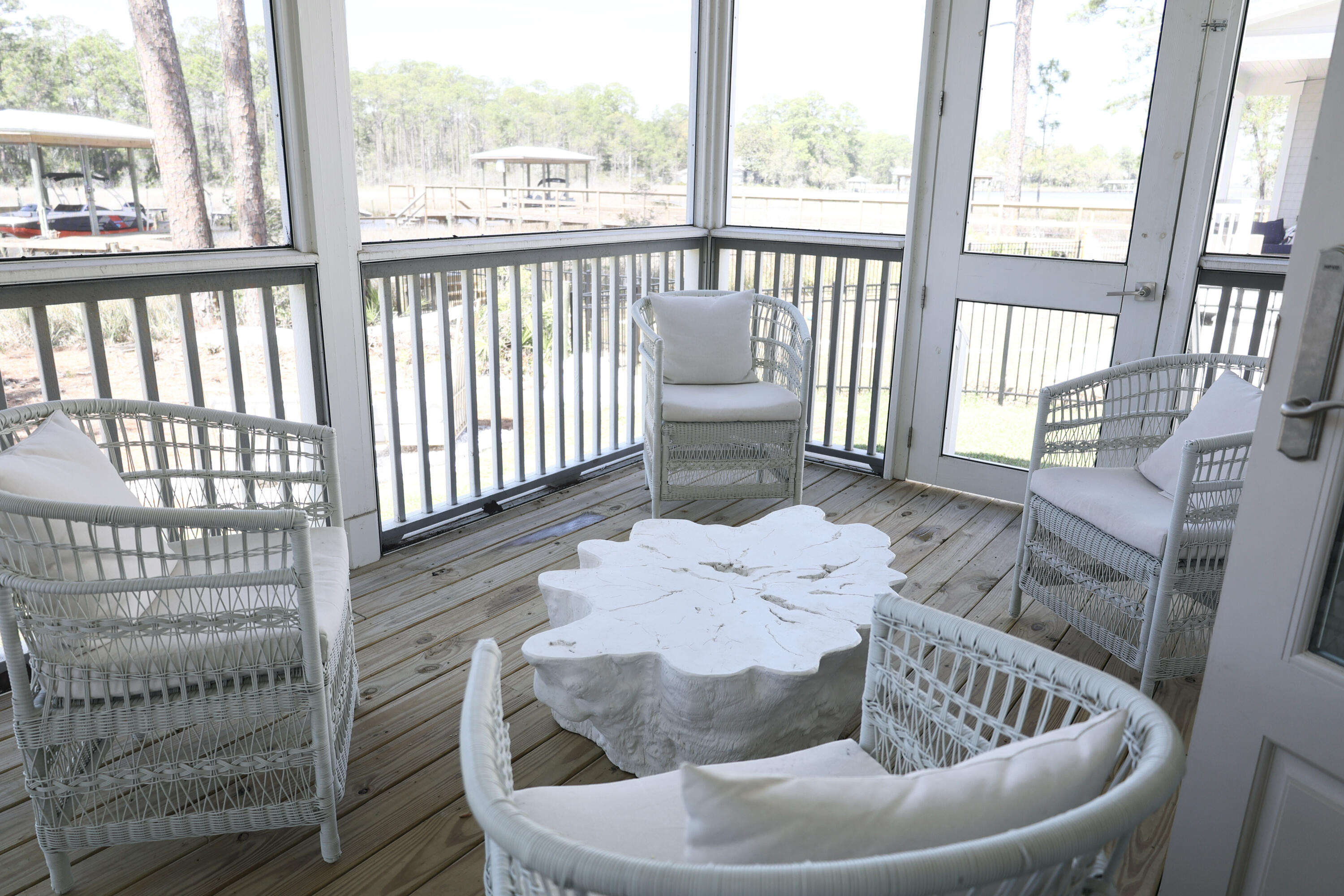 Daxton on the Bay - Residential