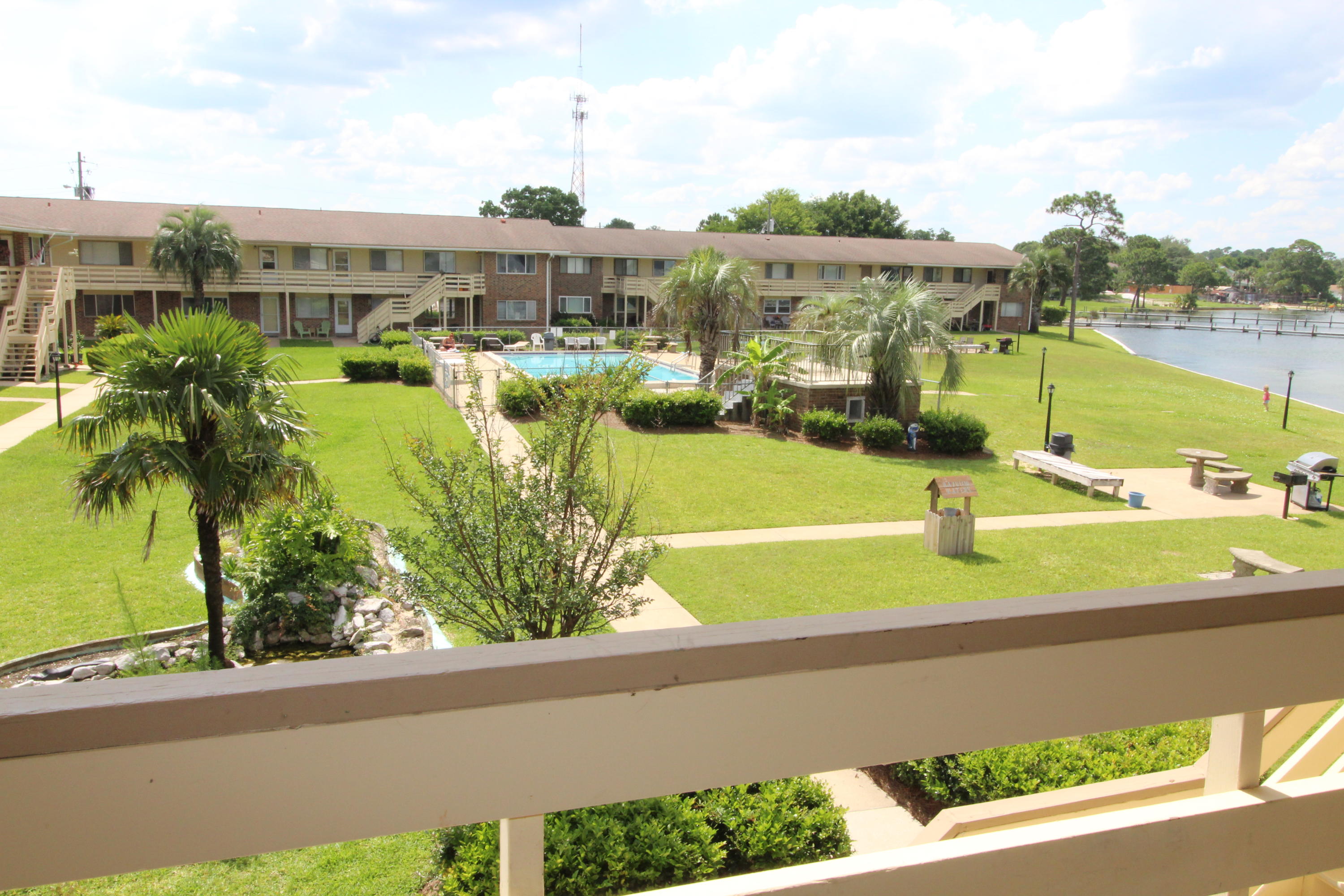 BAYVIEW WATERS CONDO - Residential