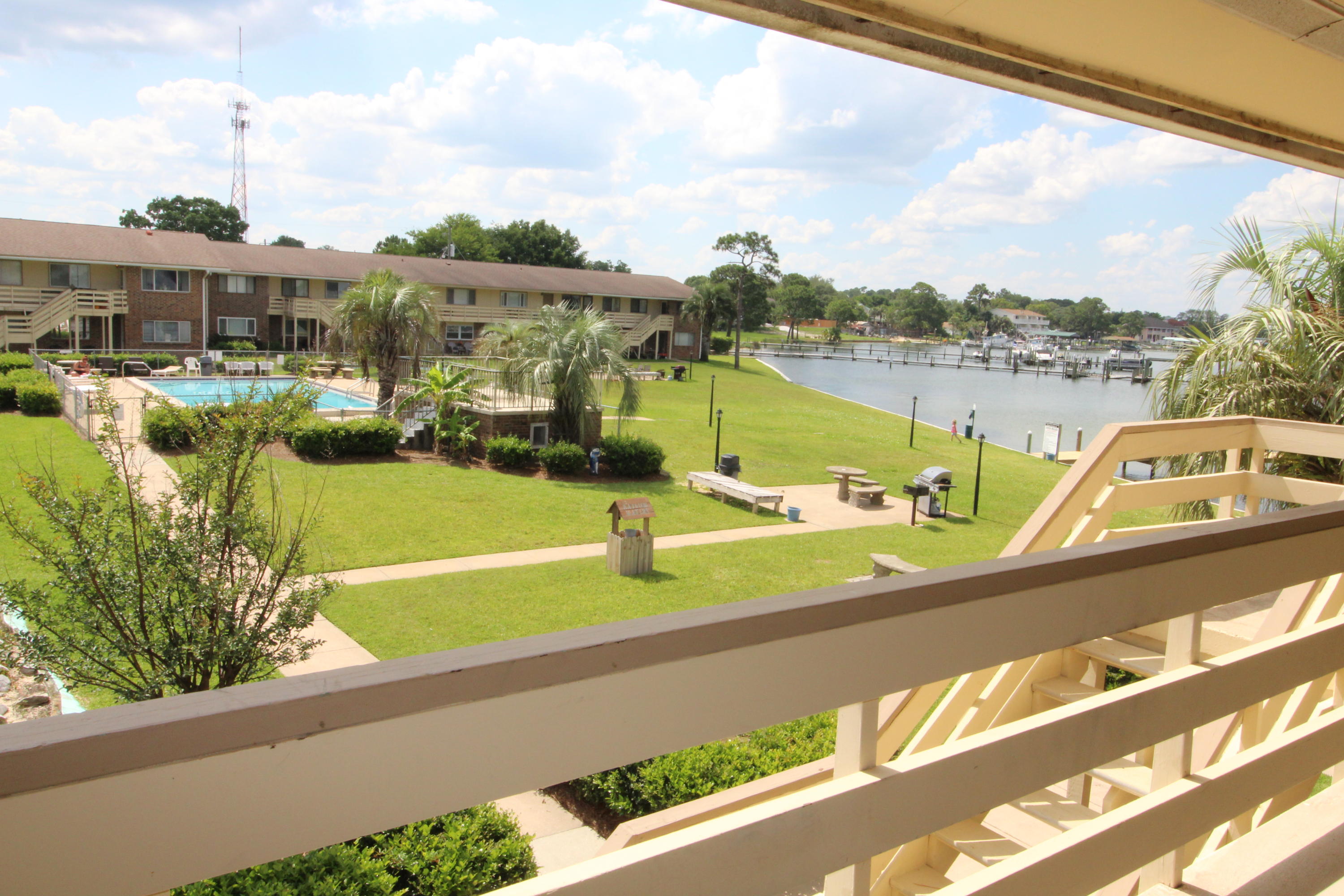 BAYVIEW WATERS CONDO - Residential