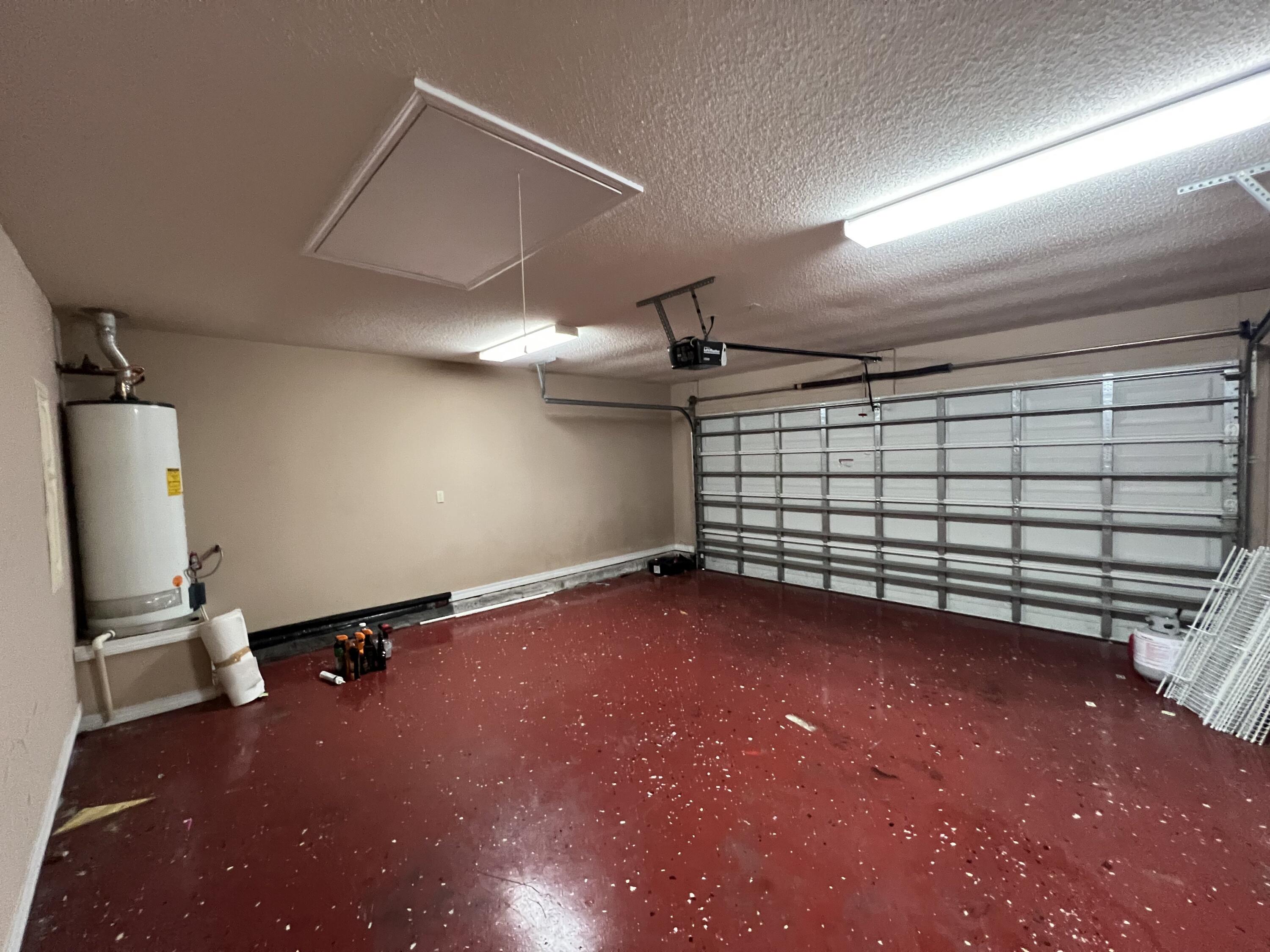 BROOKE ESTATES PH I - Residential