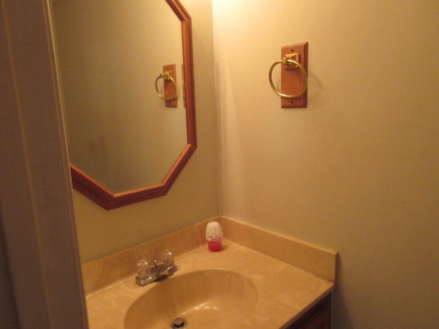 PLANTATION MANOR - Residential