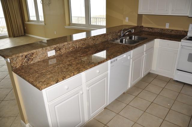 SUMMERWIND CONDOS - Residential