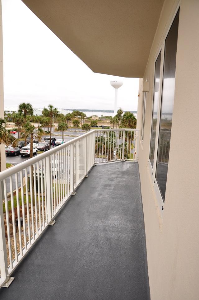 SUMMERWIND CONDOS - Residential