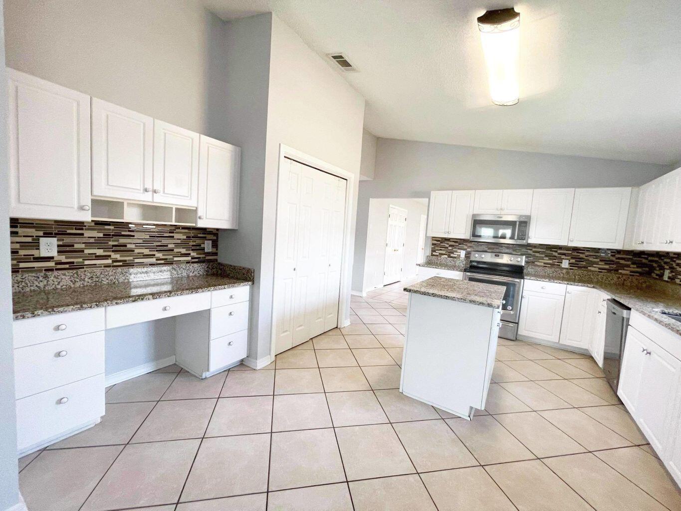 PARKER PLACE - Residential Lease