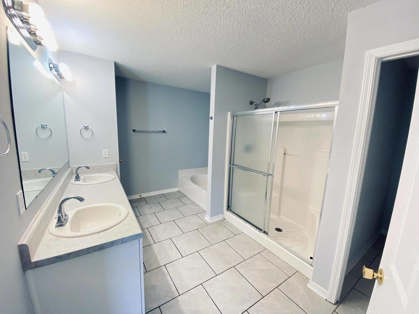 PARKER PLACE - Residential Lease