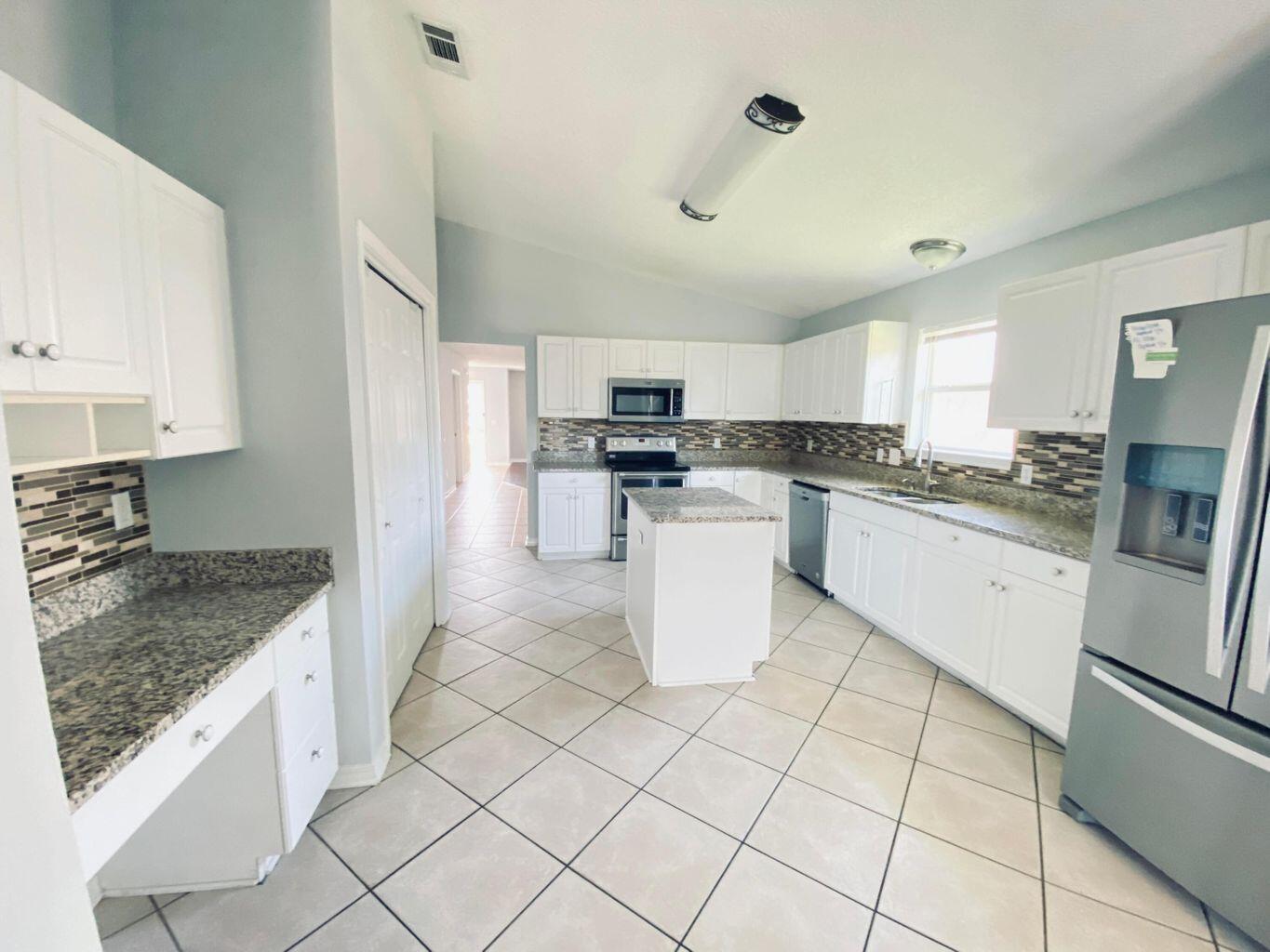 PARKER PLACE - Residential Lease