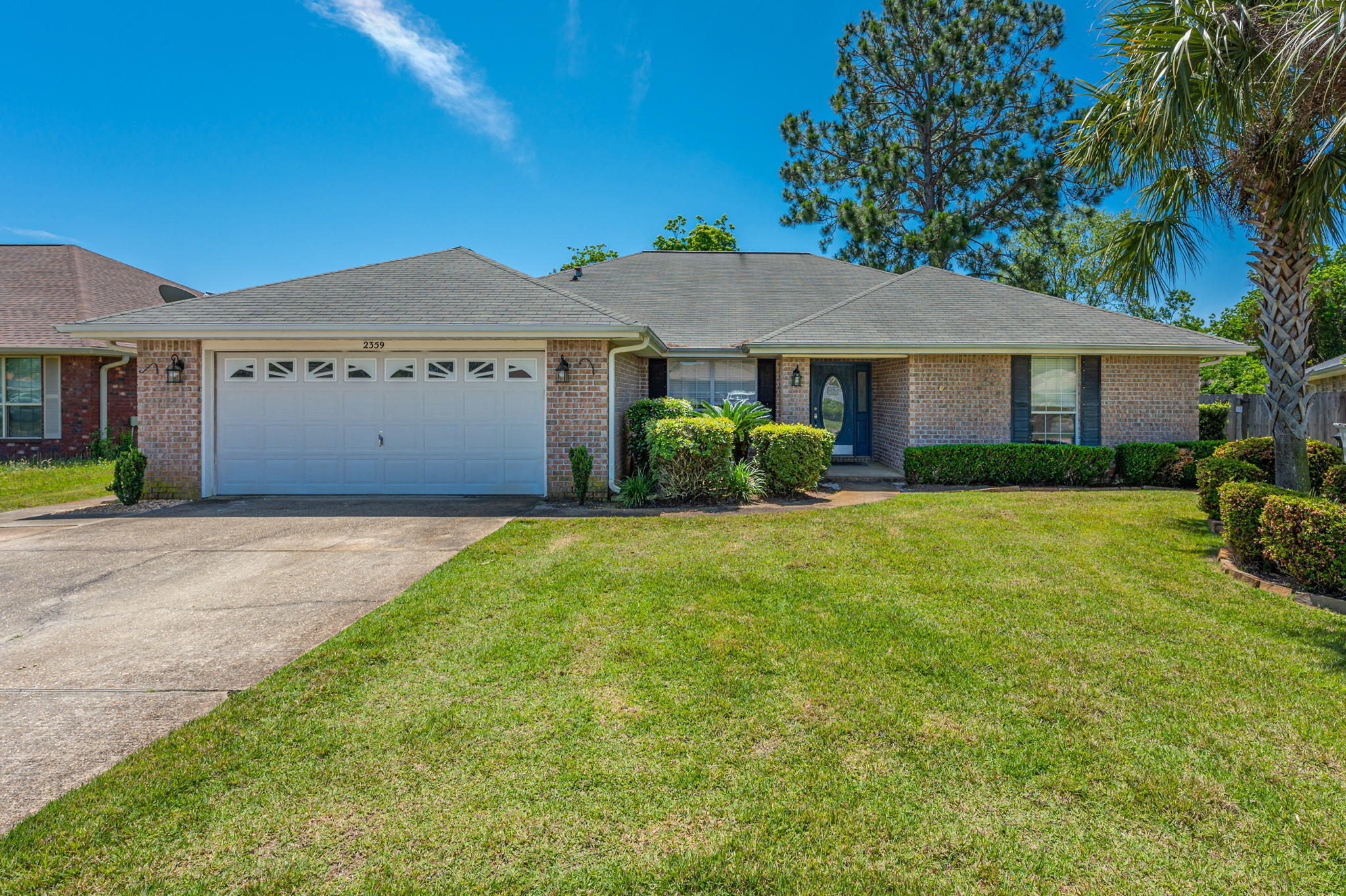 CREETWOODS - Residential Lease