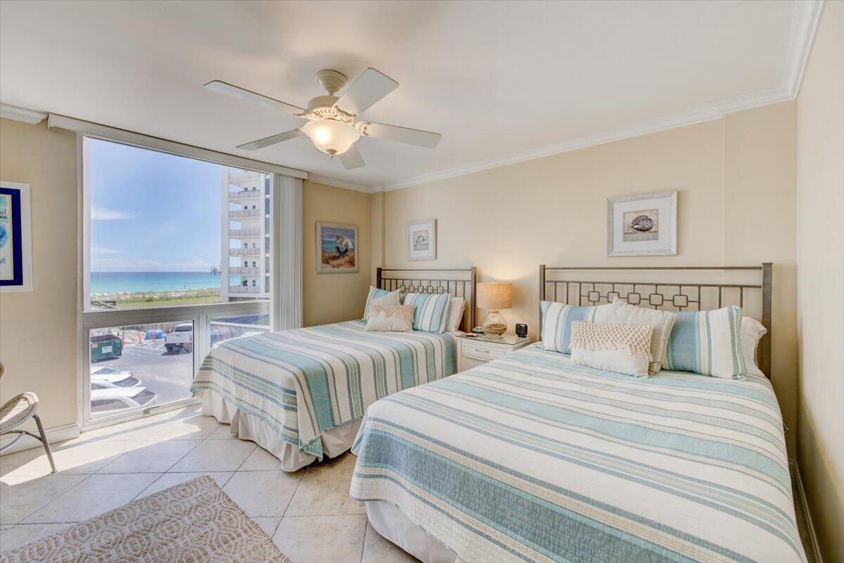 SHORELINE TOWERS 2 - Residential