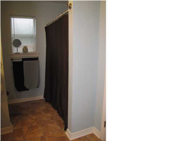 ADAMS POWELL EAST - Residential Lease