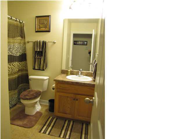 ADAMS POWELL EAST - Residential Lease