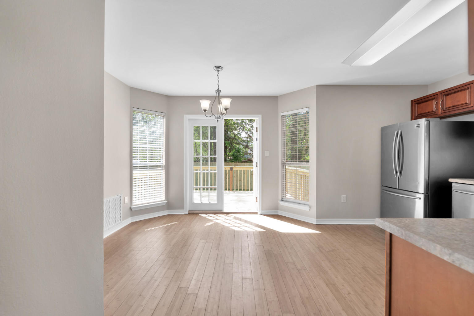 BROOKWOOD - Residential Lease