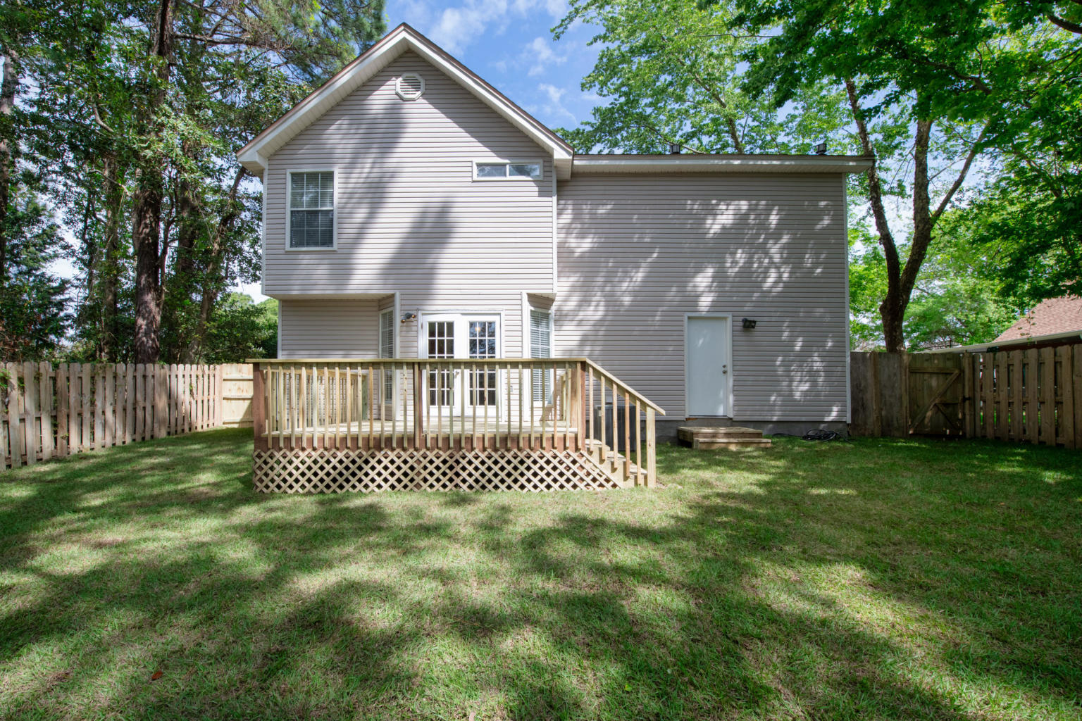 BROOKWOOD - Residential Lease