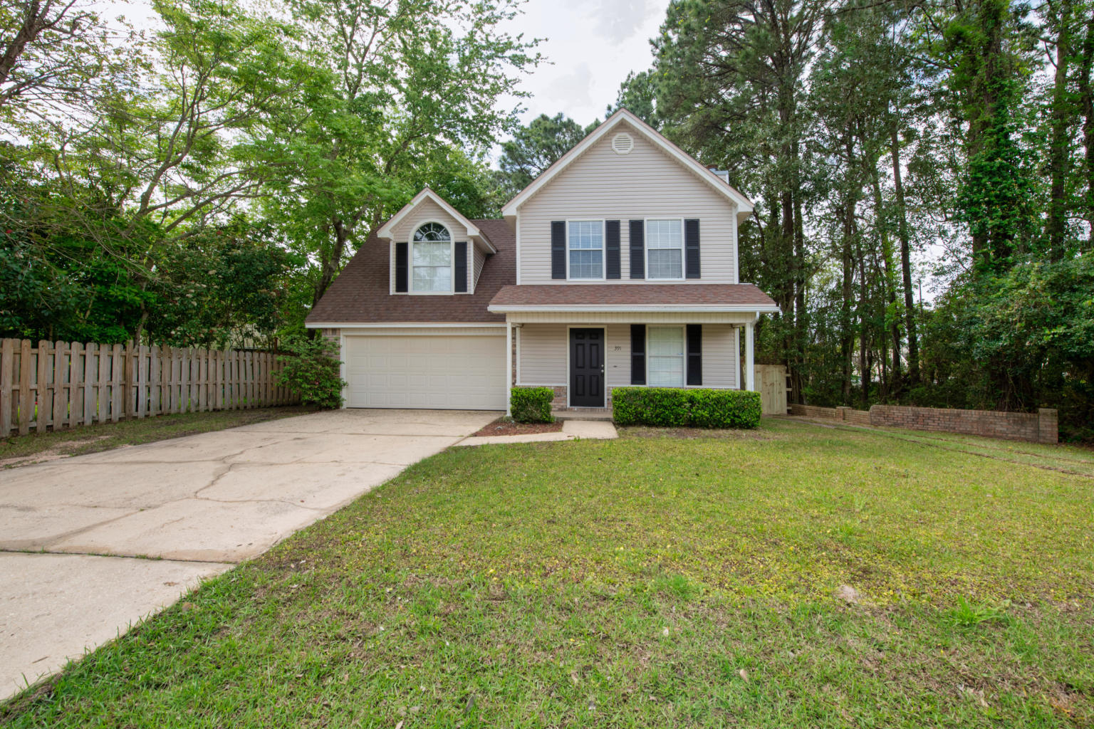 BROOKWOOD - Residential Lease